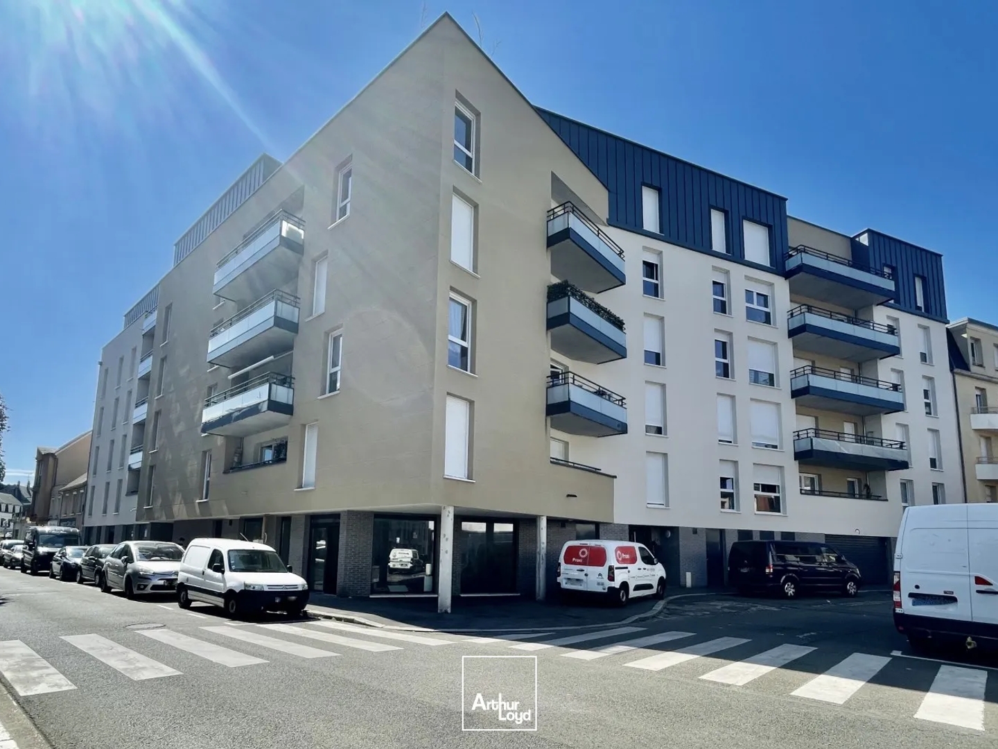 Locaux commerciaux à vendre à EVREUX 27000