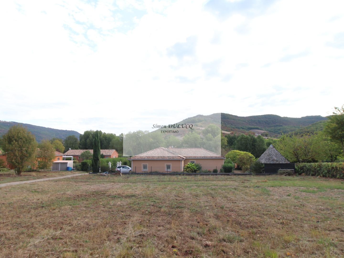Terrain à bâtir à Vabres-l'Abbaye, réseaux en bordure