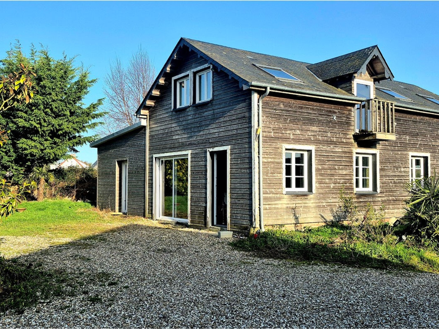 Immeuble à vendre - 11 pièces - 322m2 - Aubermesnil-Beaumais (76550)
