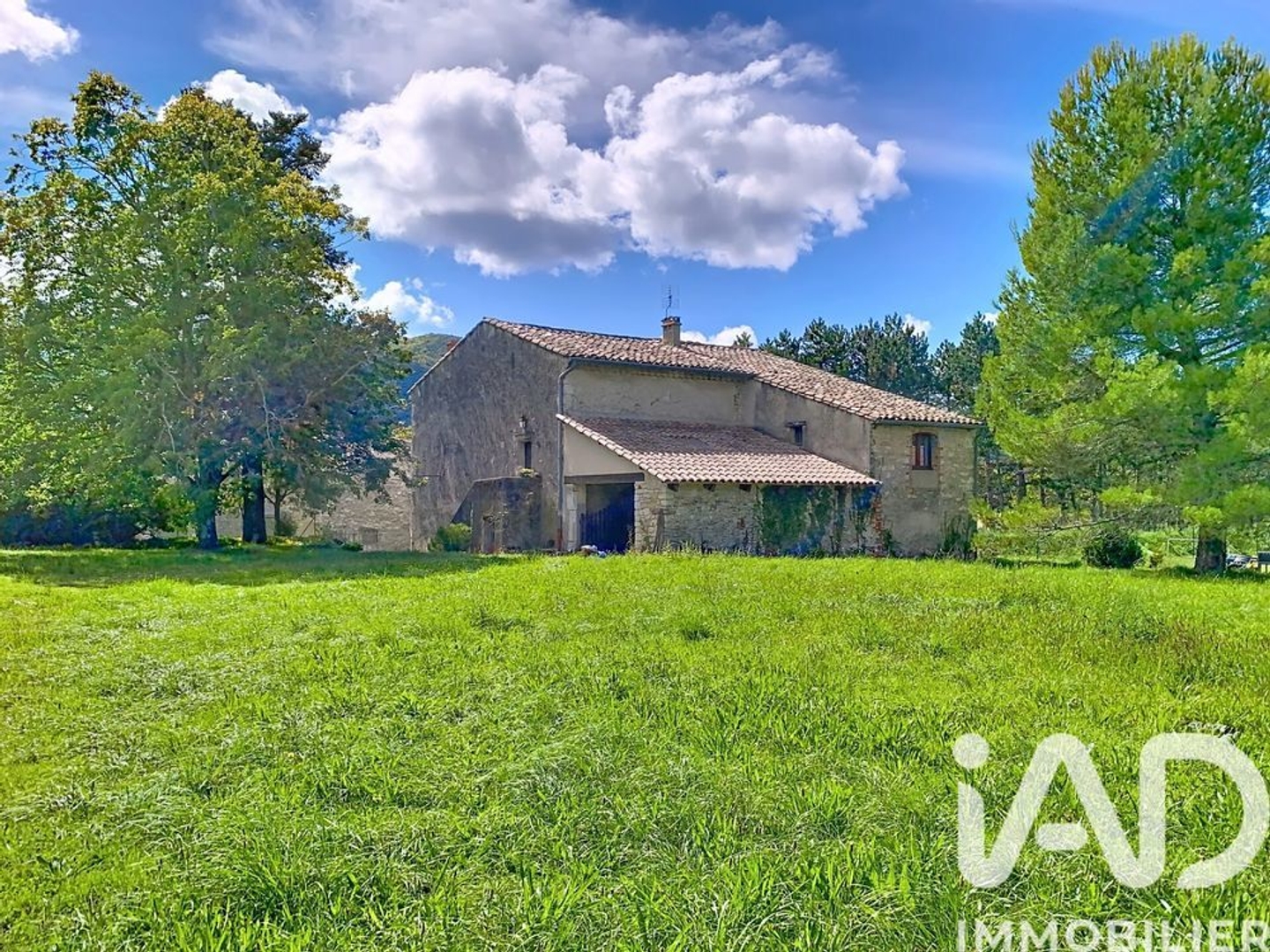Maison à vendre - 2 pièces - 243m2 - Le Poët-Laval (26160)