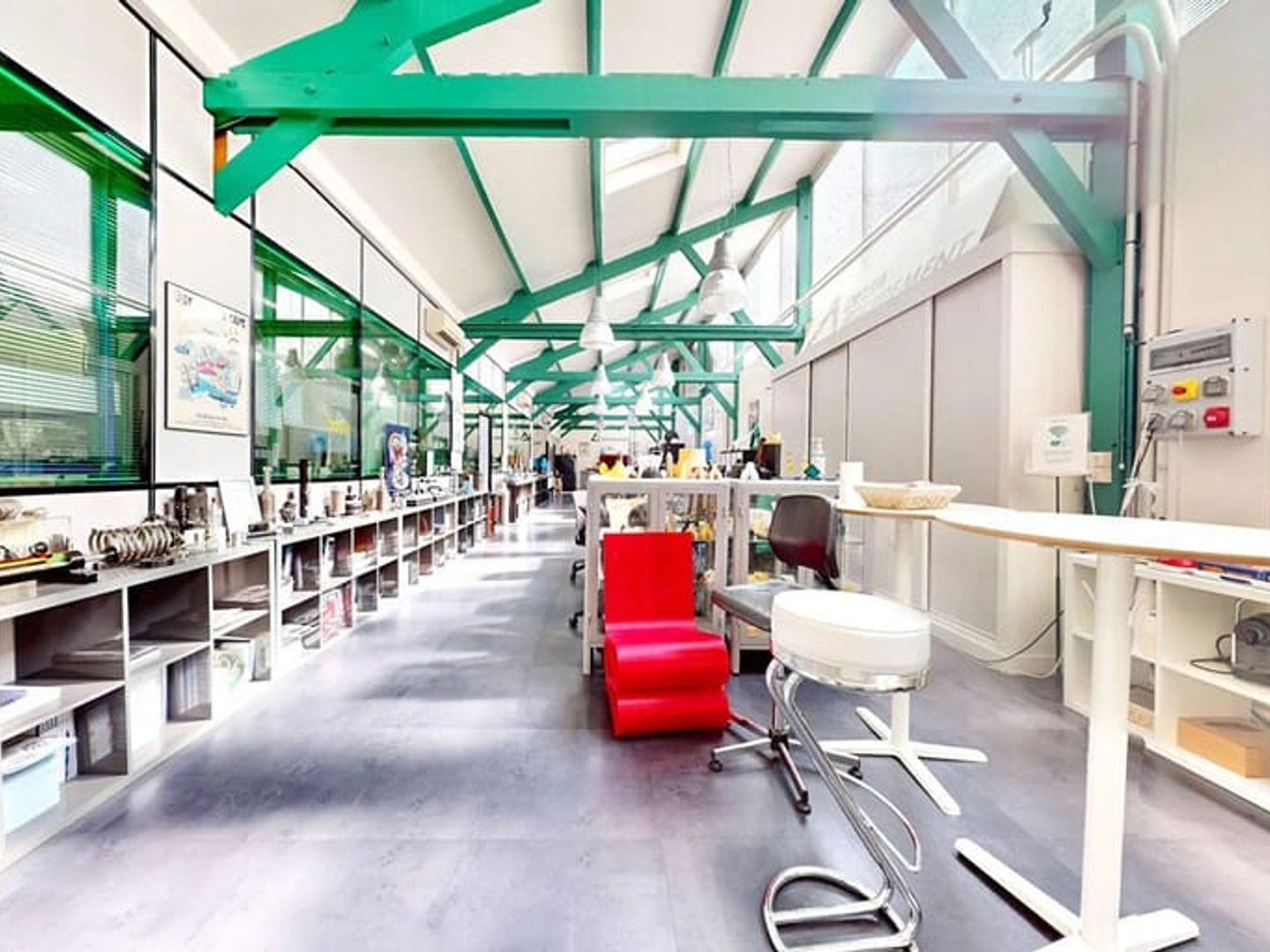 Bureaux 2 pièces 660 m²