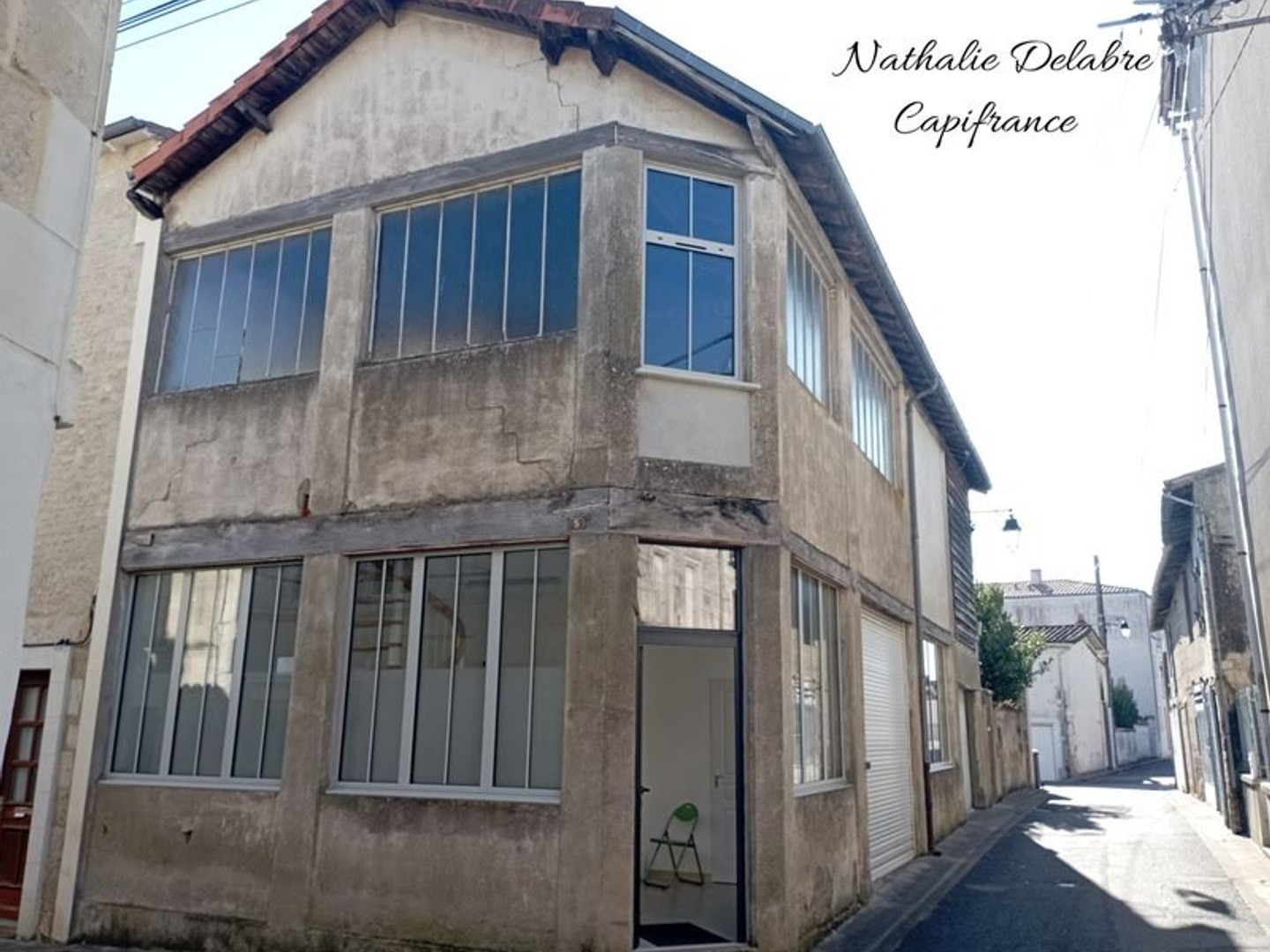 Local 3 pièces 96 m²