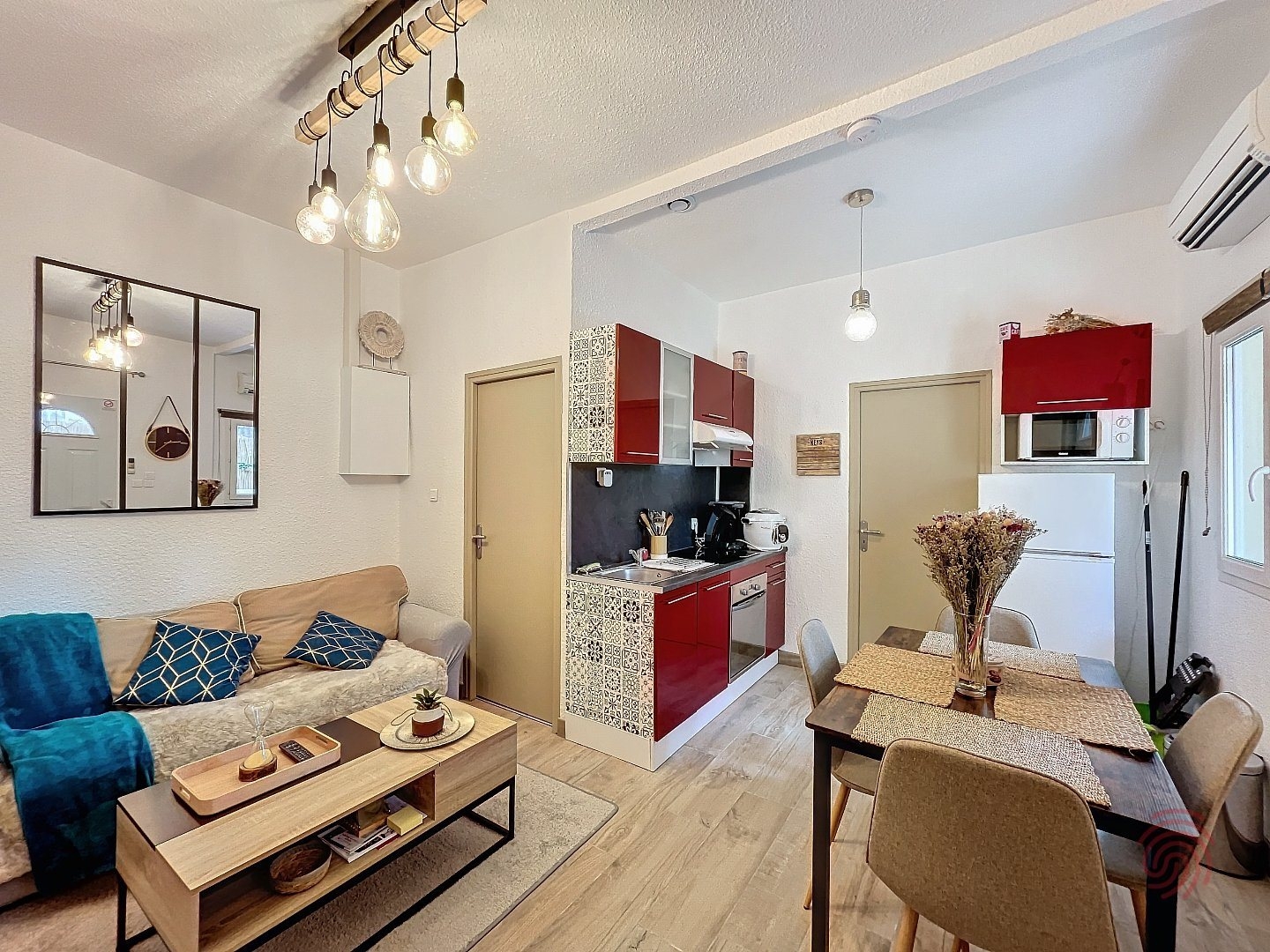 Lot de 2 appartements en rdc au centre ville de Lamalou les Bains