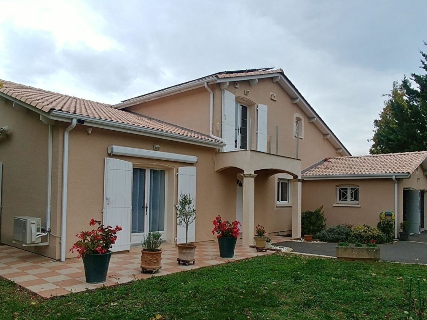 CAUSSADE PROCHE CENTRE VILLE