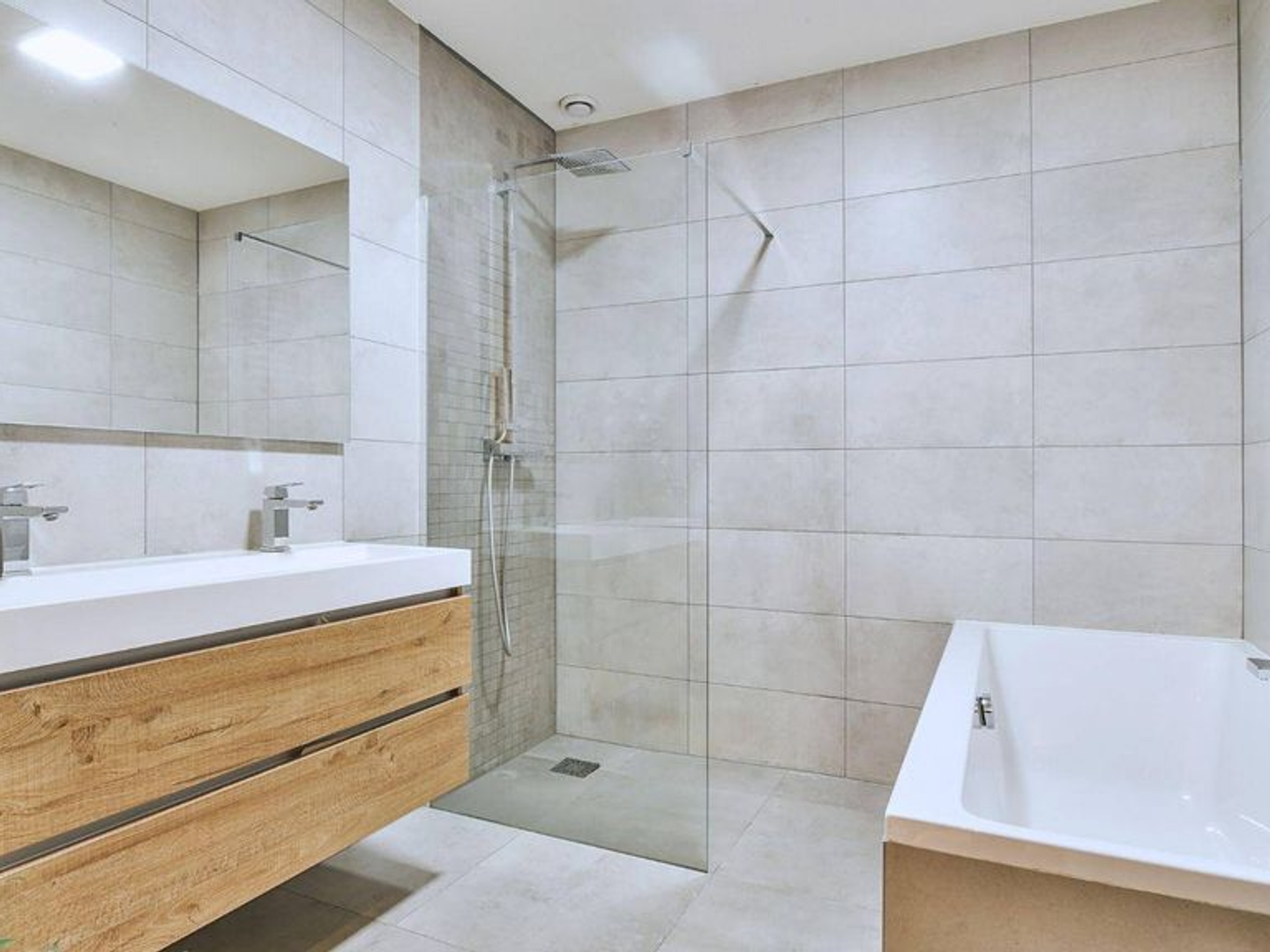 Appartement à vendre - 5 pièces - 112m2 - Issy-Les-Moulineaux (92130)
