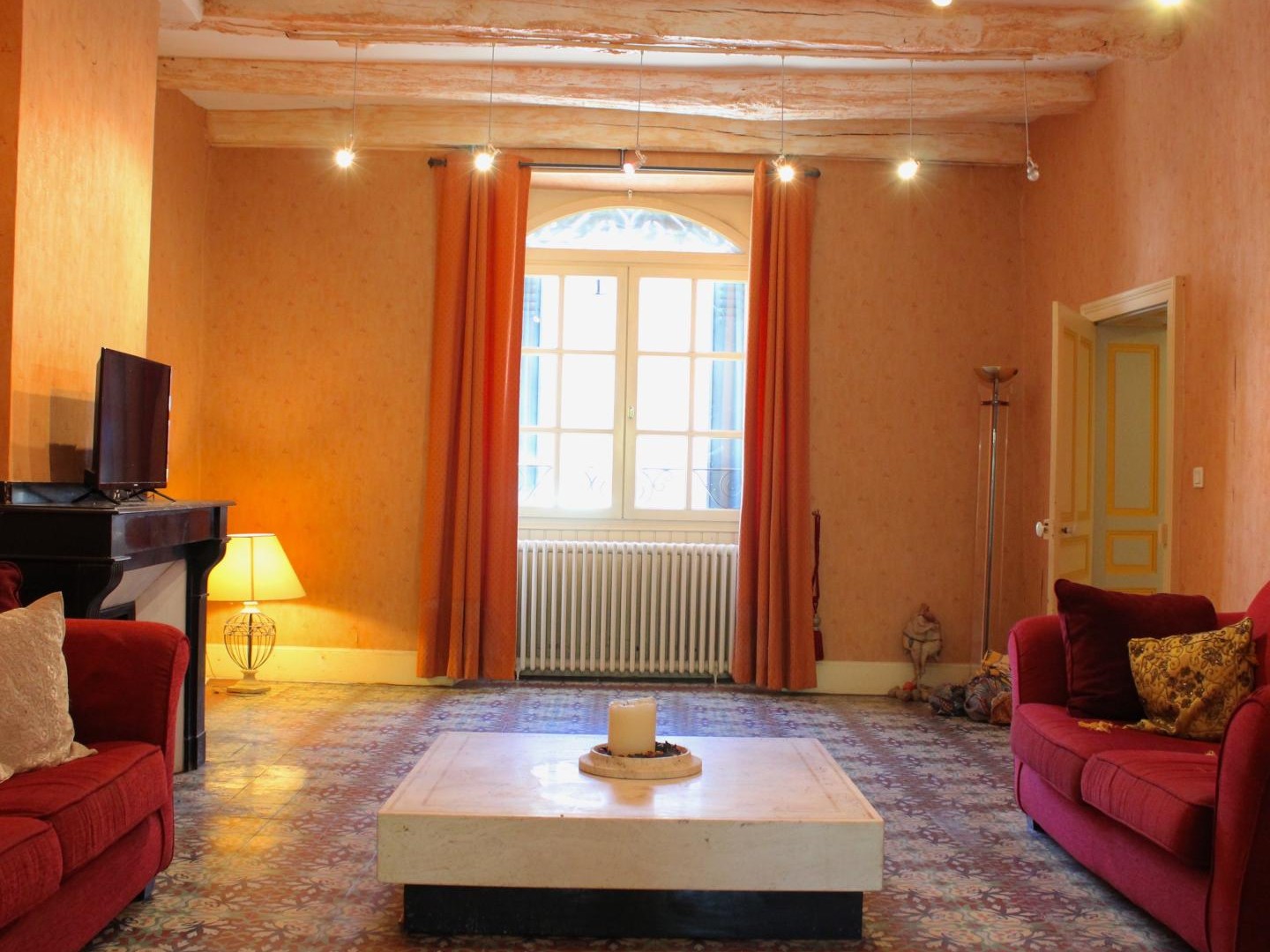 Maison à vendre - 6 pièces - 244m2 - Les Cabannes (81170)