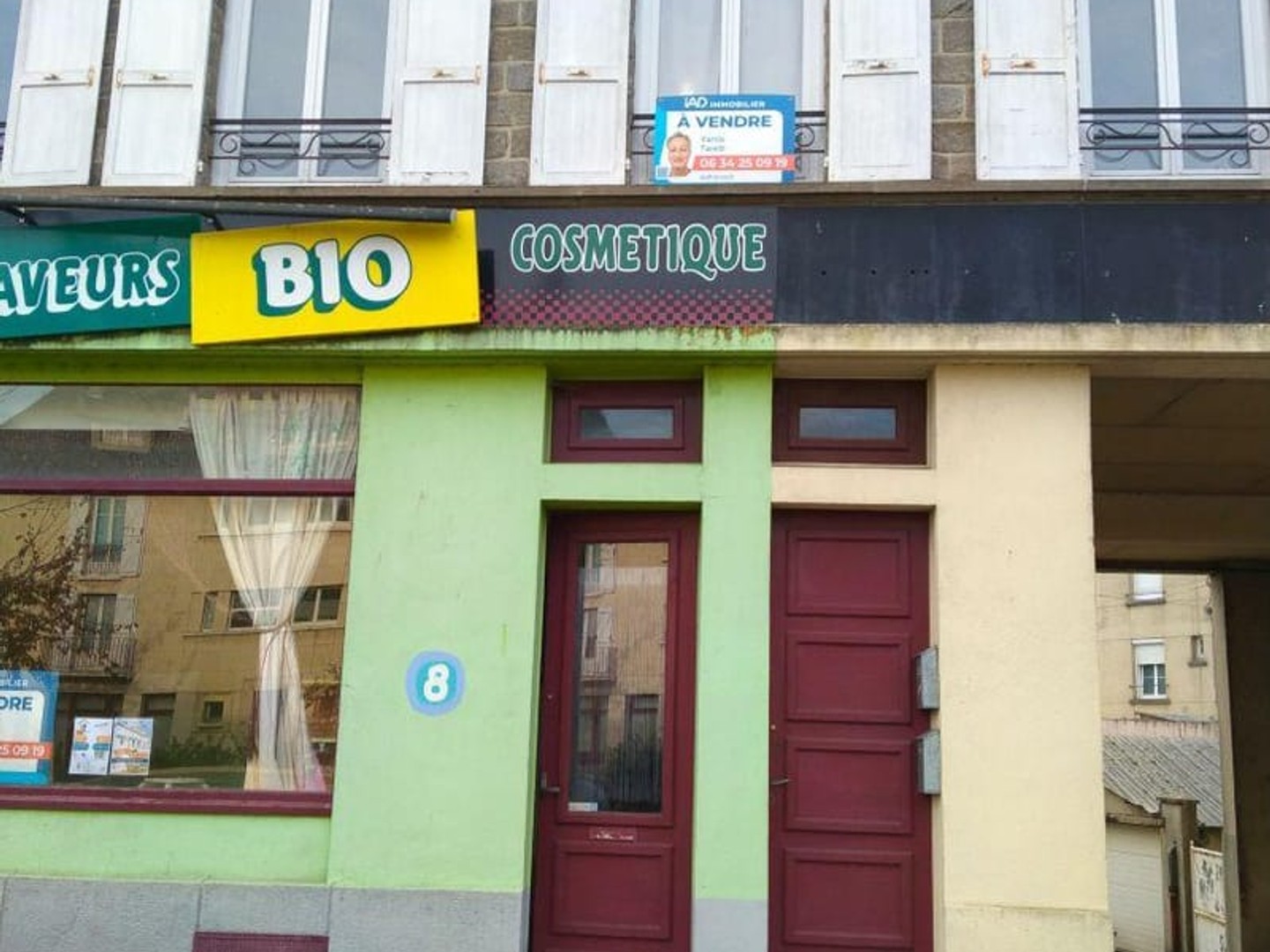 Immeuble commercial 43 m²