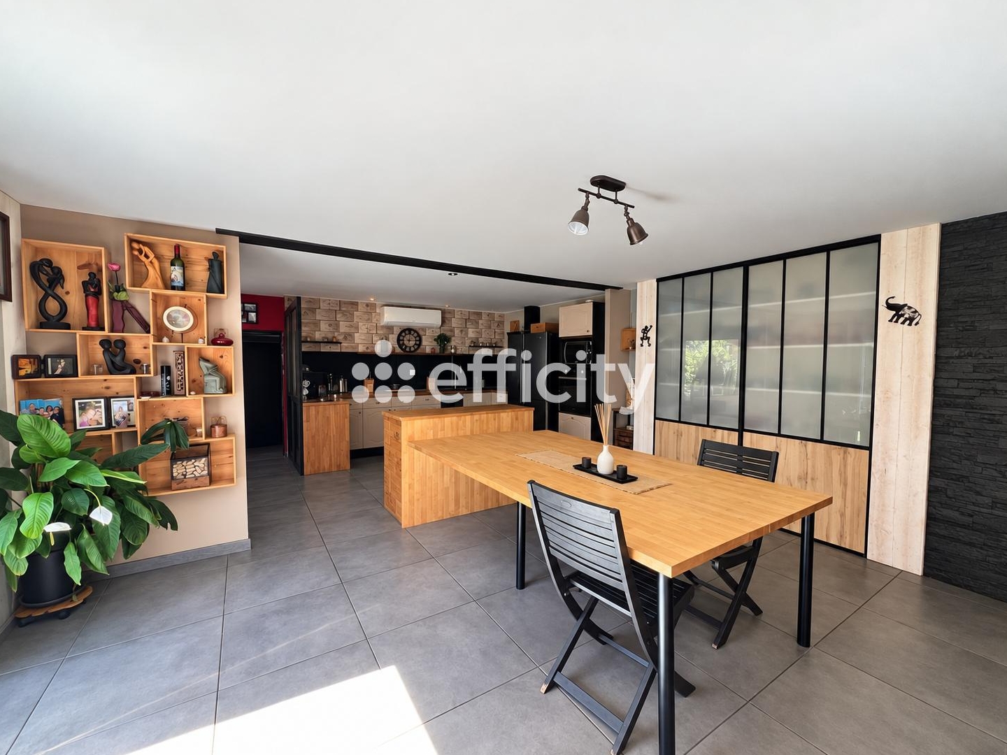 Maison à vendre - 5 pièces - 137m2 - Sainte-Hélène (33480)