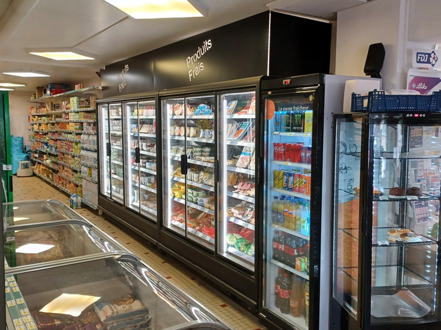 Magasin à vendre - 402m2 - Viella (32400)