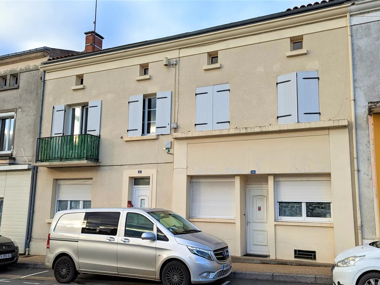 CERIZAY CENTRE - ENSEMBLE IMMOBILIER / IDEAL INVESTISSEURS