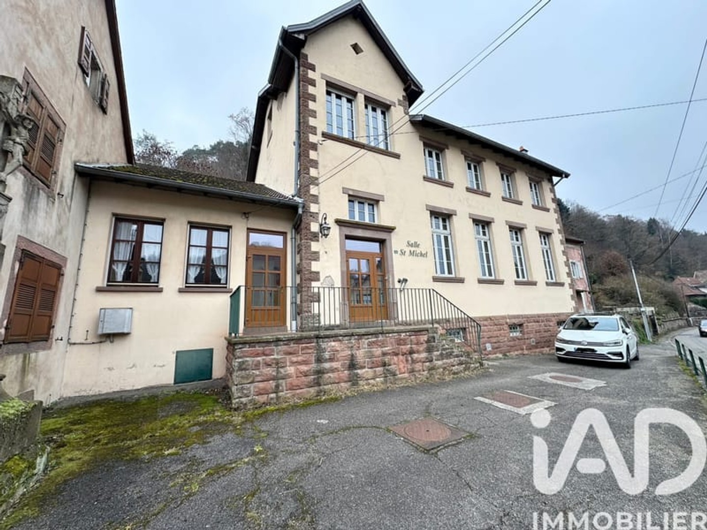 Maison avec appartements 5 pièces 441 m²