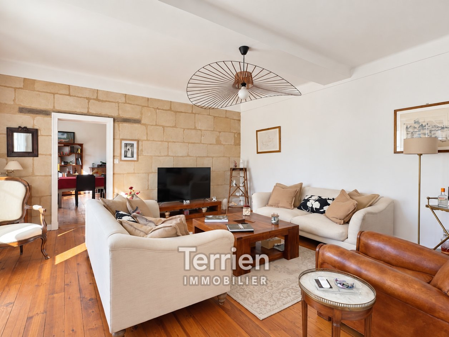 Maison à vendre - 7 pièces - 217m2 - Sarrigné (49800)