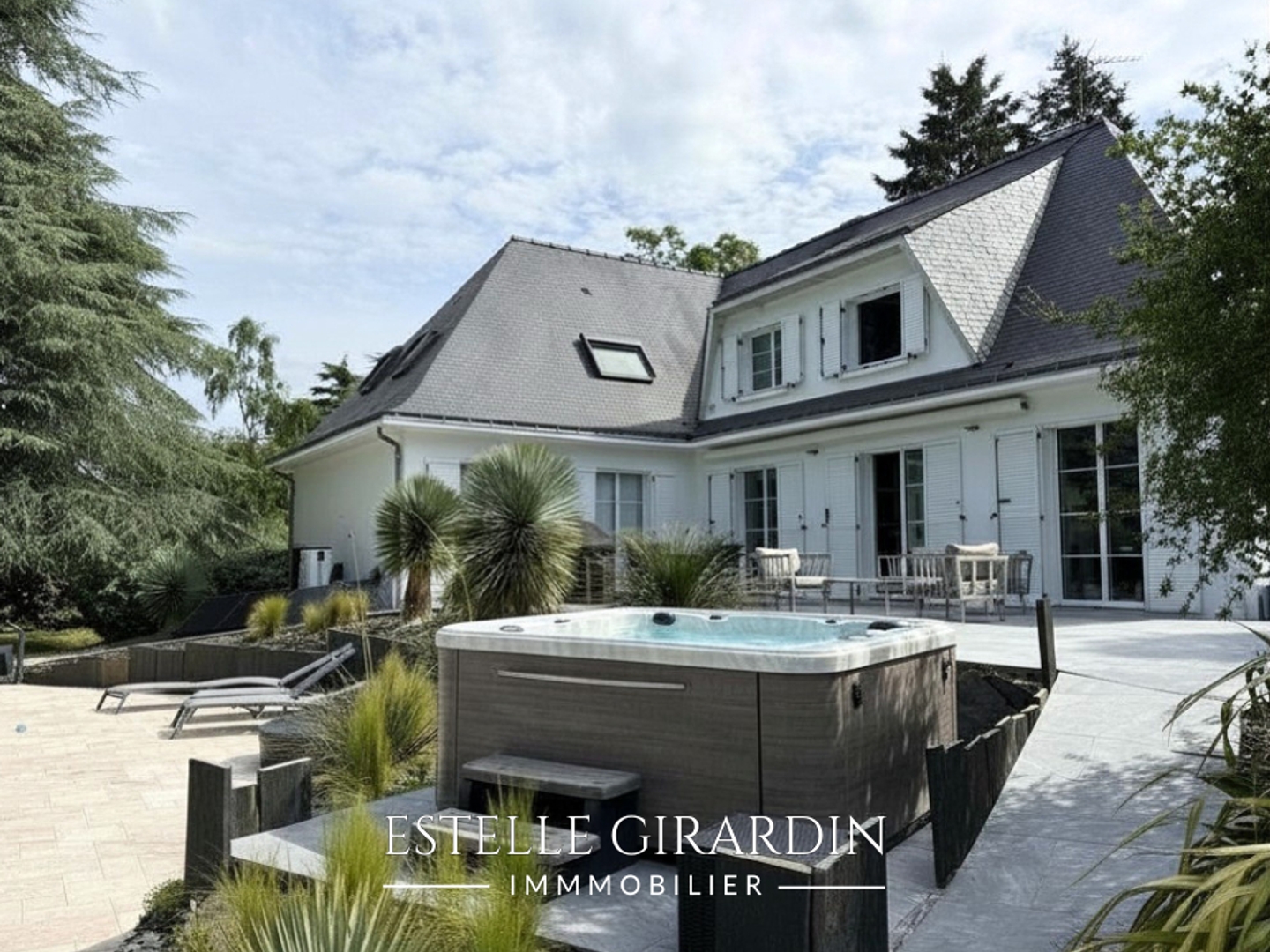 Maison à vendre - 10 pièces - 270m2 - Carquefou (44470)