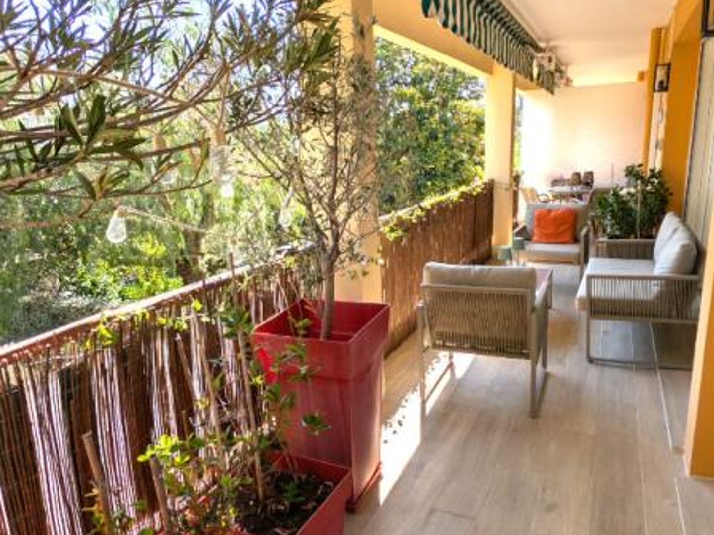 Appartement à vendre - 2 pièces - 53m2 - Saint-Raphaël (83700)