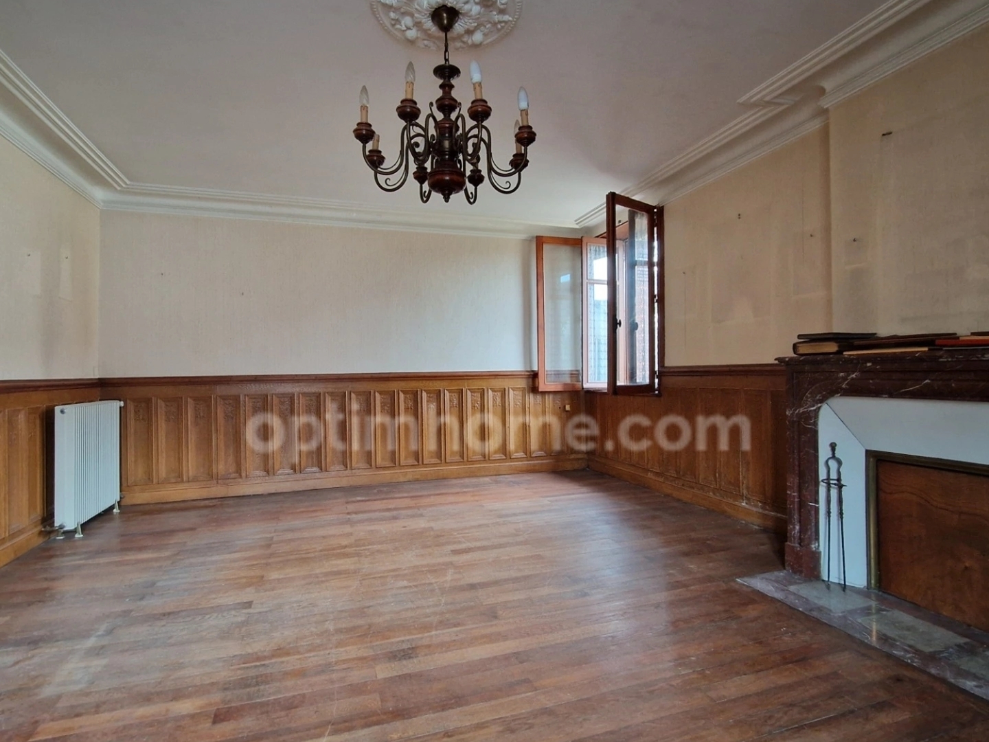 Maison à vendre - 16 pièces - 220m2 - Monnaie (37380)