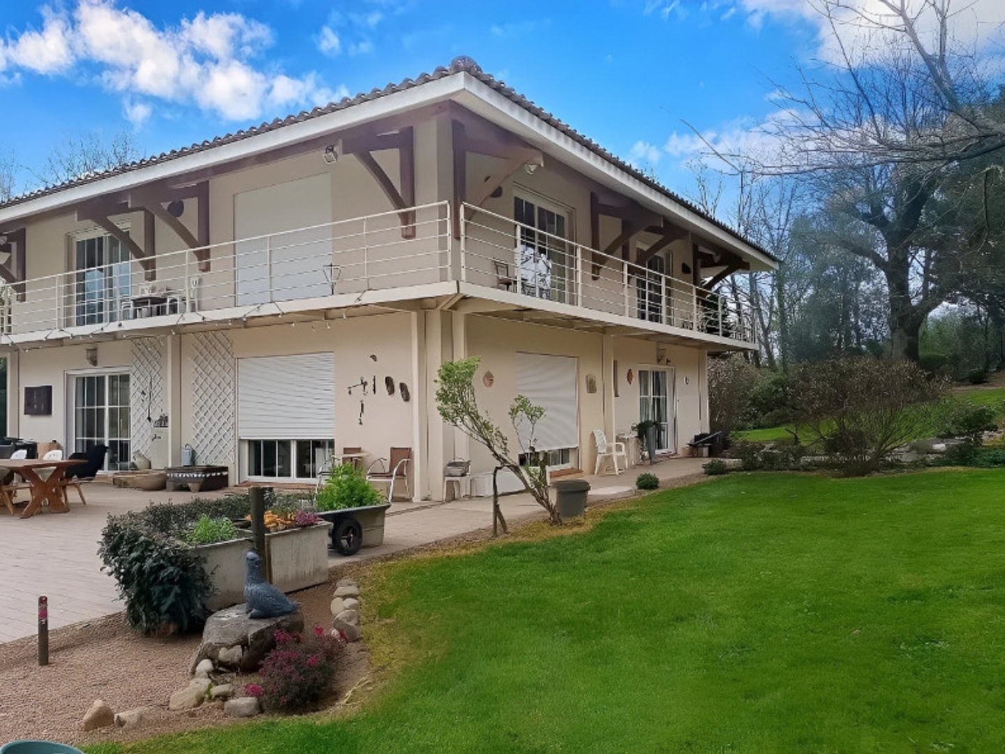 Maison à vendre - 8 pièces - 217m2 - Puybegon (81390)