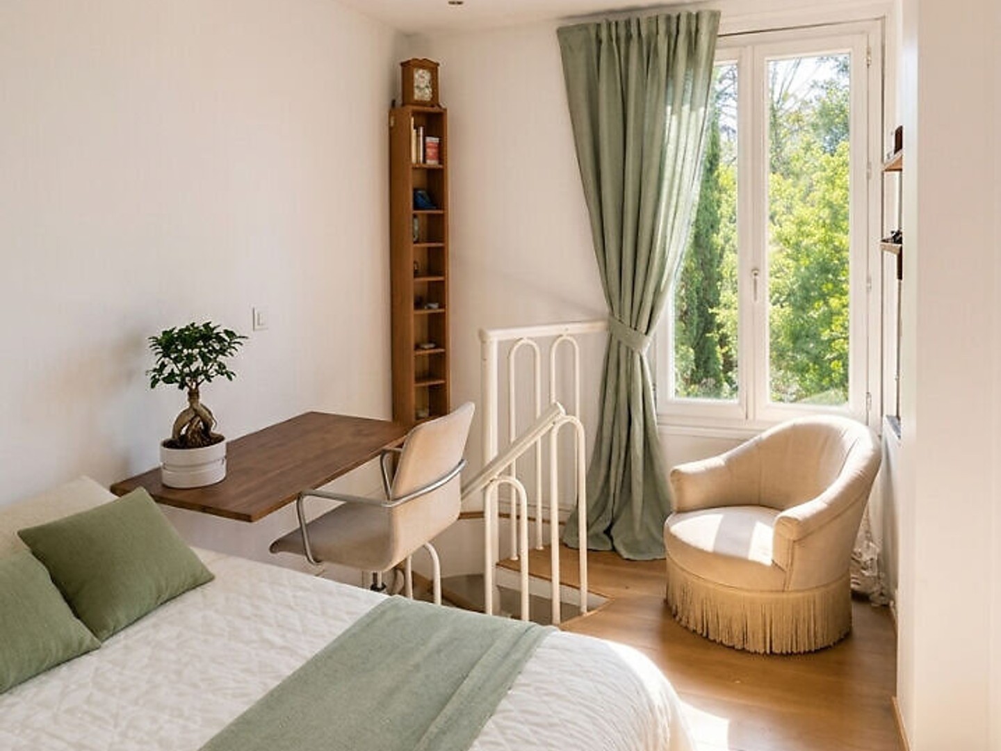 Maison à vendre - 2 pièces - 20m2 - Paris 20e (75020)