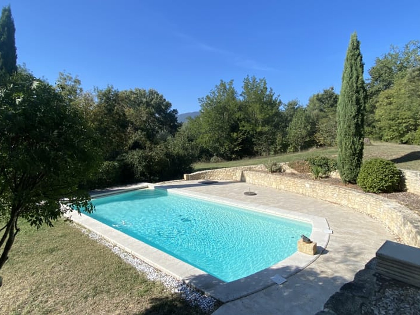Terrain à vendre - 350m2 - Grambois (84240)