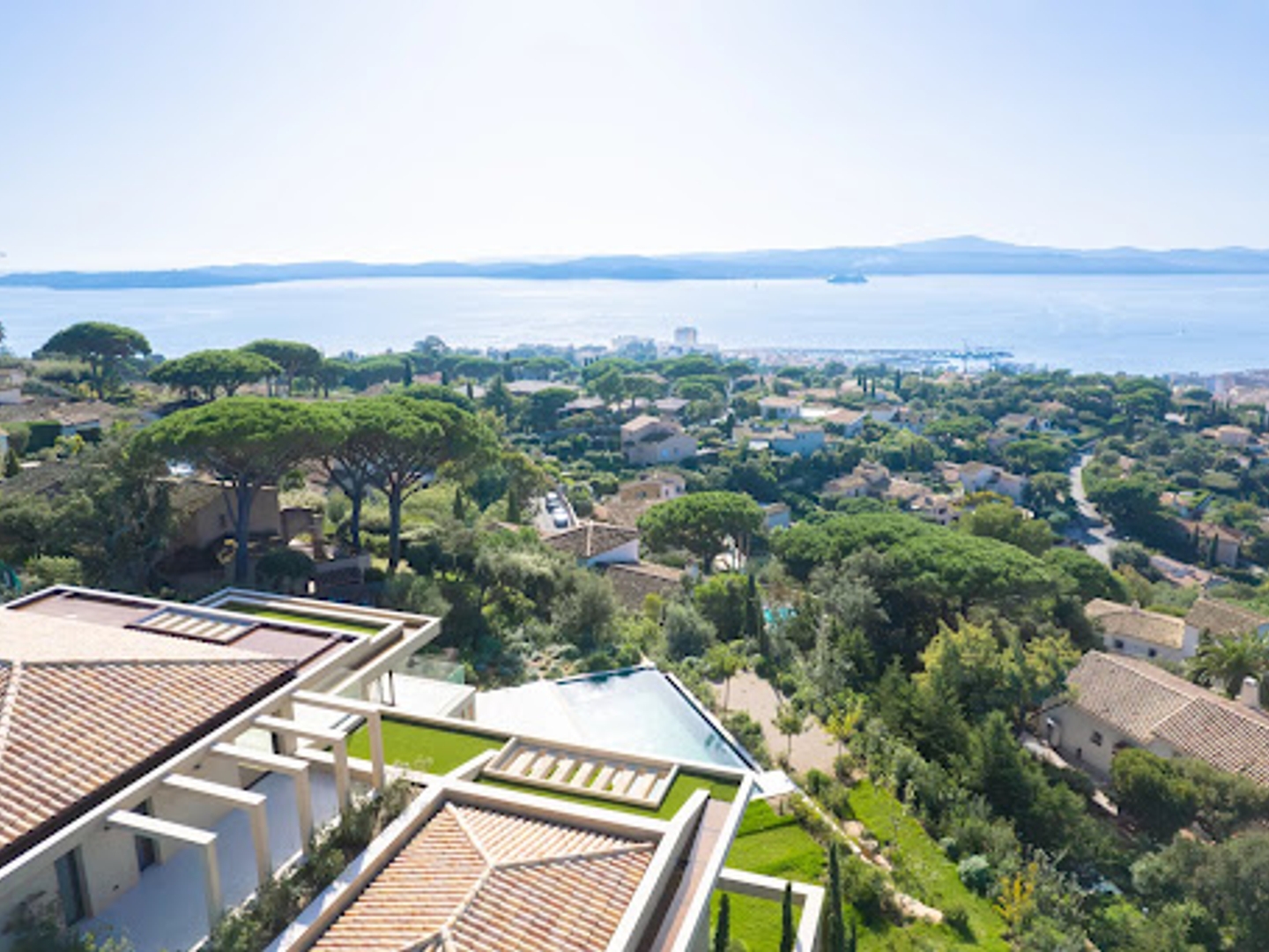 Maison à vendre - 6 pièces - 340m2 - Sainte-Maxime (83120)