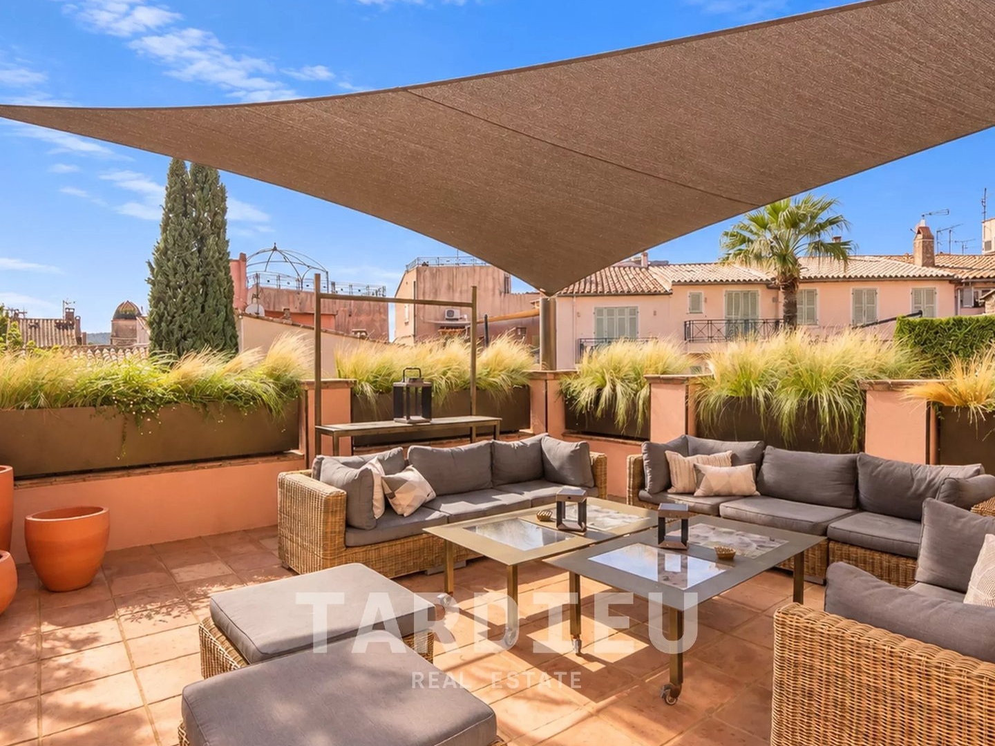 Appartement à vendre - 5 pièces - 170m2 - Saint-Tropez (83990)