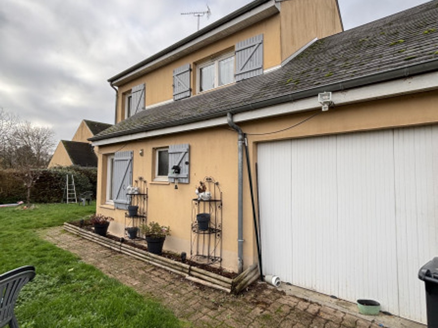 Maison mitoyenne 6 pièces 103 m²