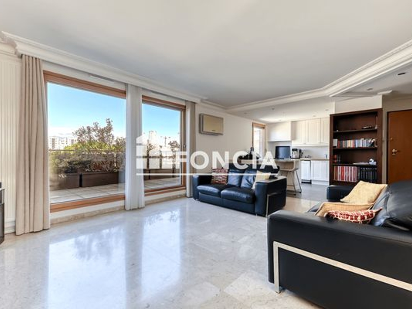 Appartement à vendre - 5 pièces - 147m2 - Villeurbanne (69100)