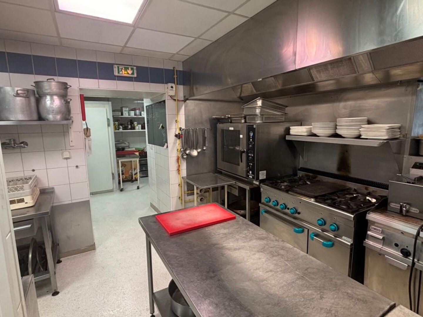Locaux à vendre - 3 pièces - 200m2 - Digne-Les-Bains (04000)