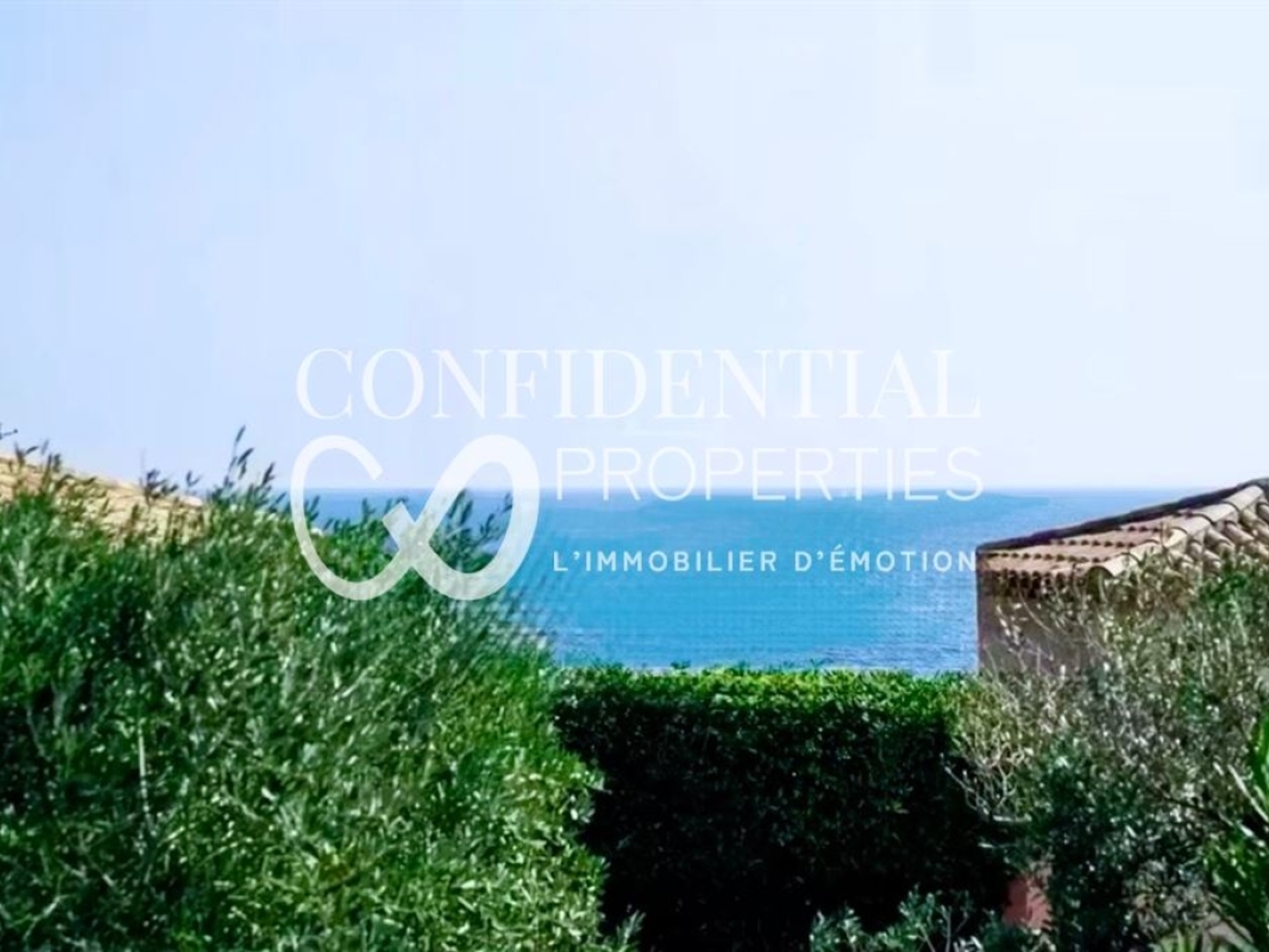 Maison à vendre - 7 pièces - 168m2 - Cavalaire-Sur-Mer (83240)