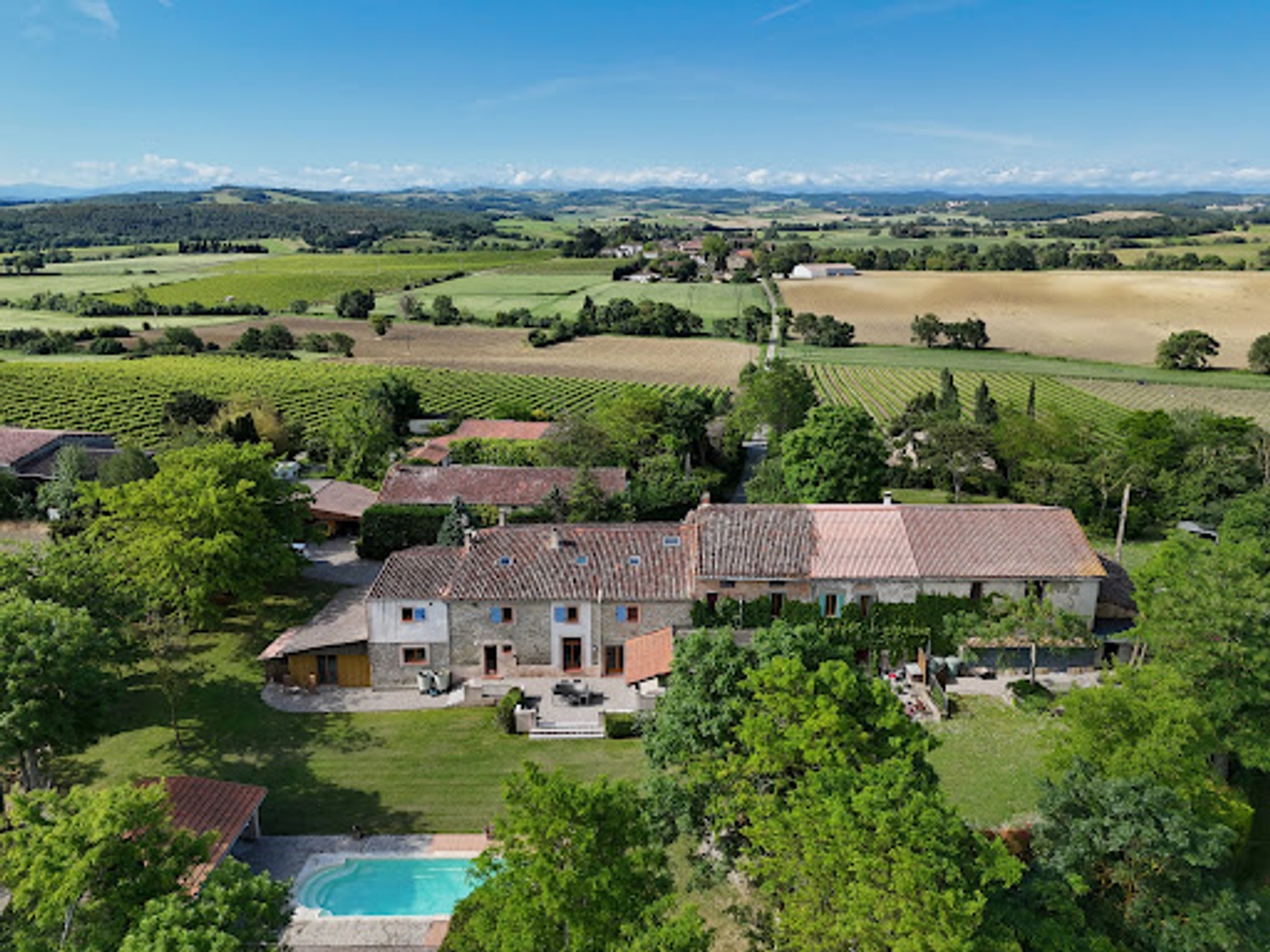 Maison 711 m²
