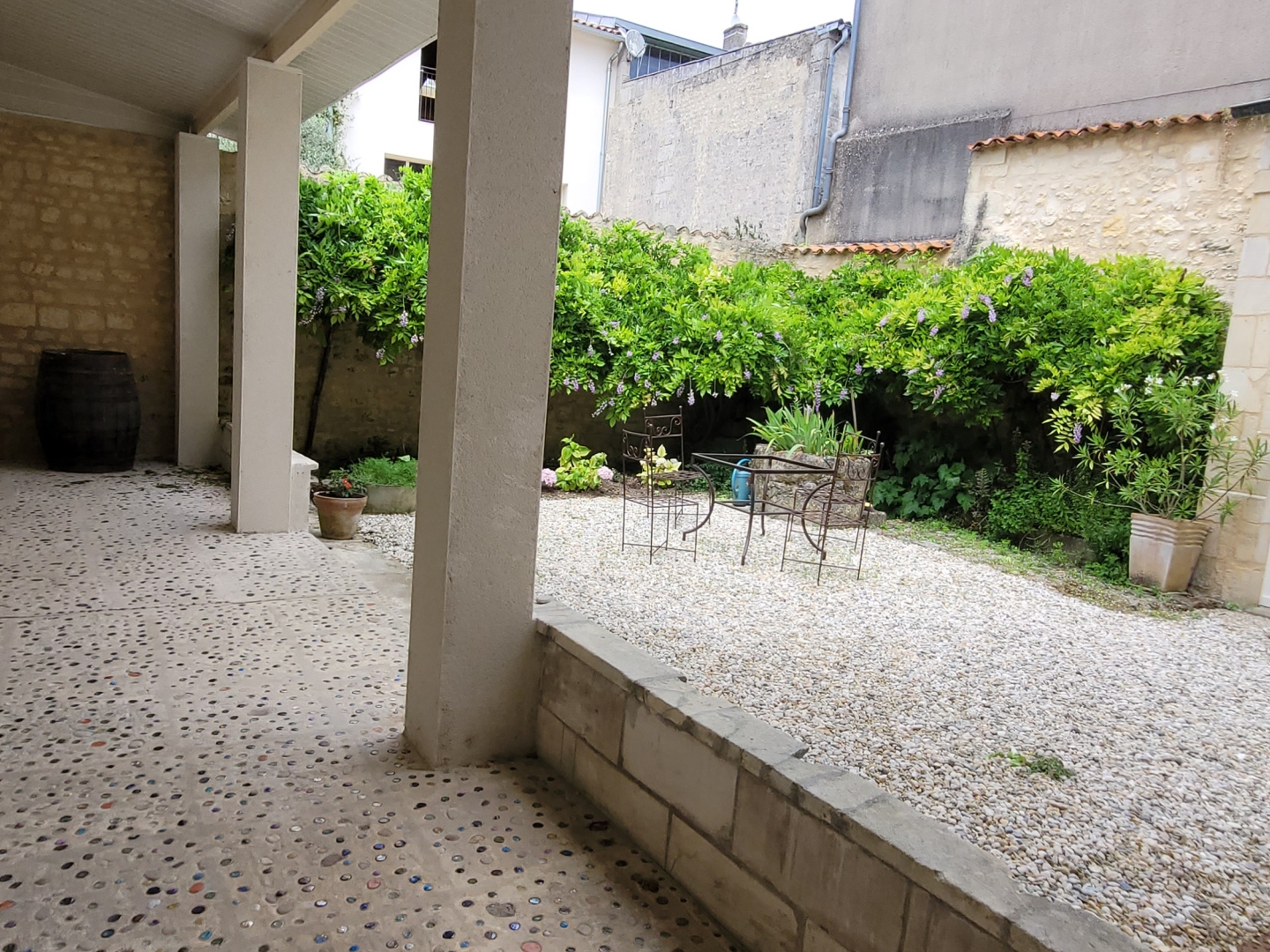 Locaux à vendre - 1 pièce - 27m2 - Jonzac (17500)