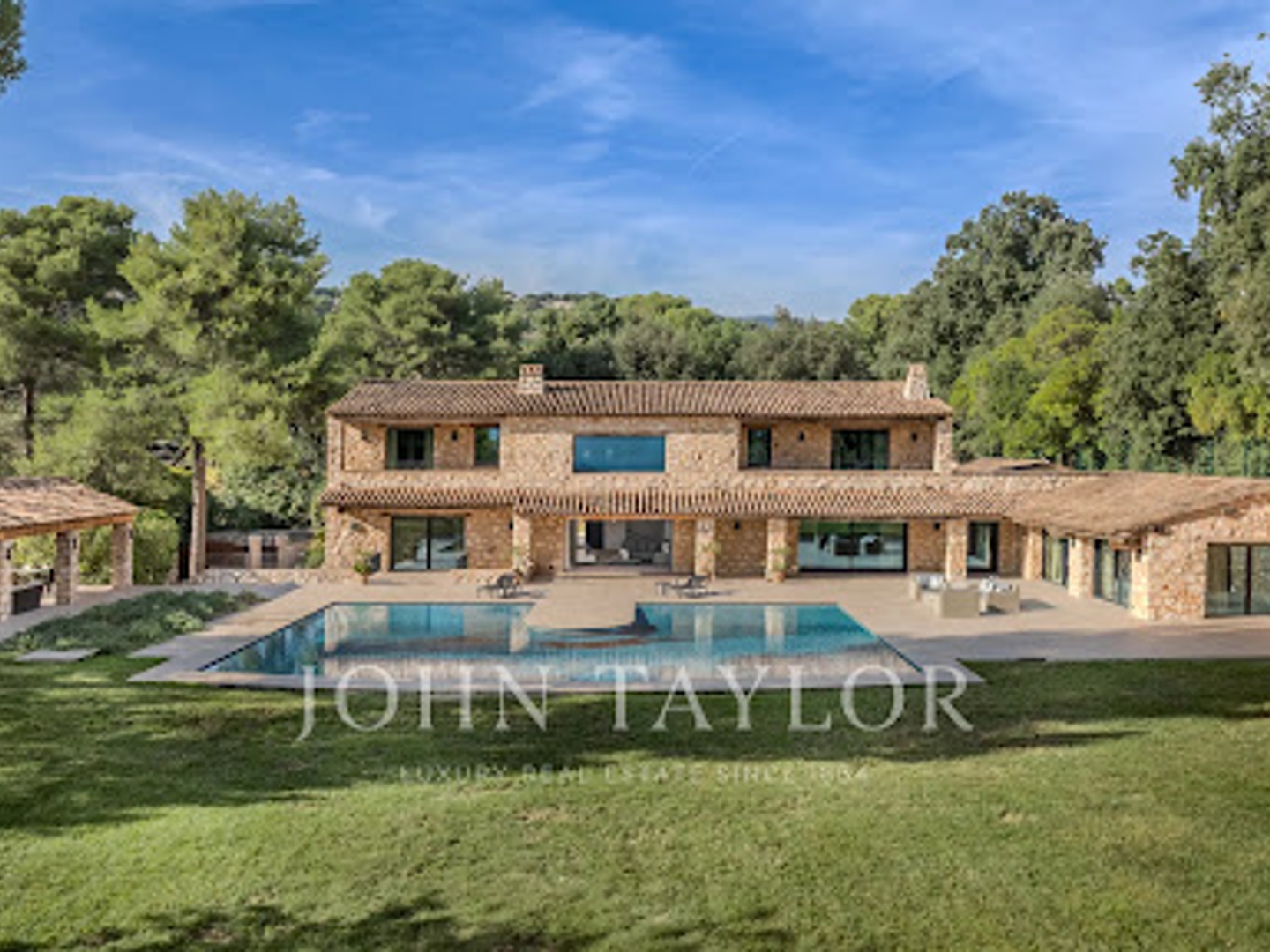 Maison 1170 m²