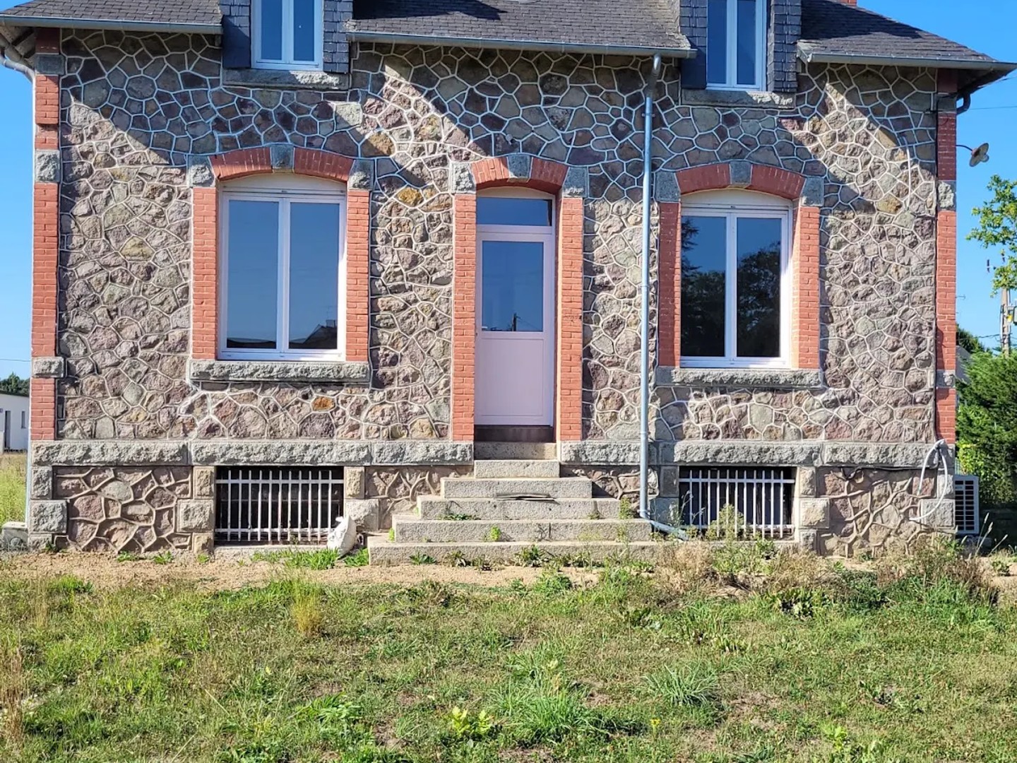 Maison à vendre - 7 pièces - 93m2 - Lanvollon (22290)