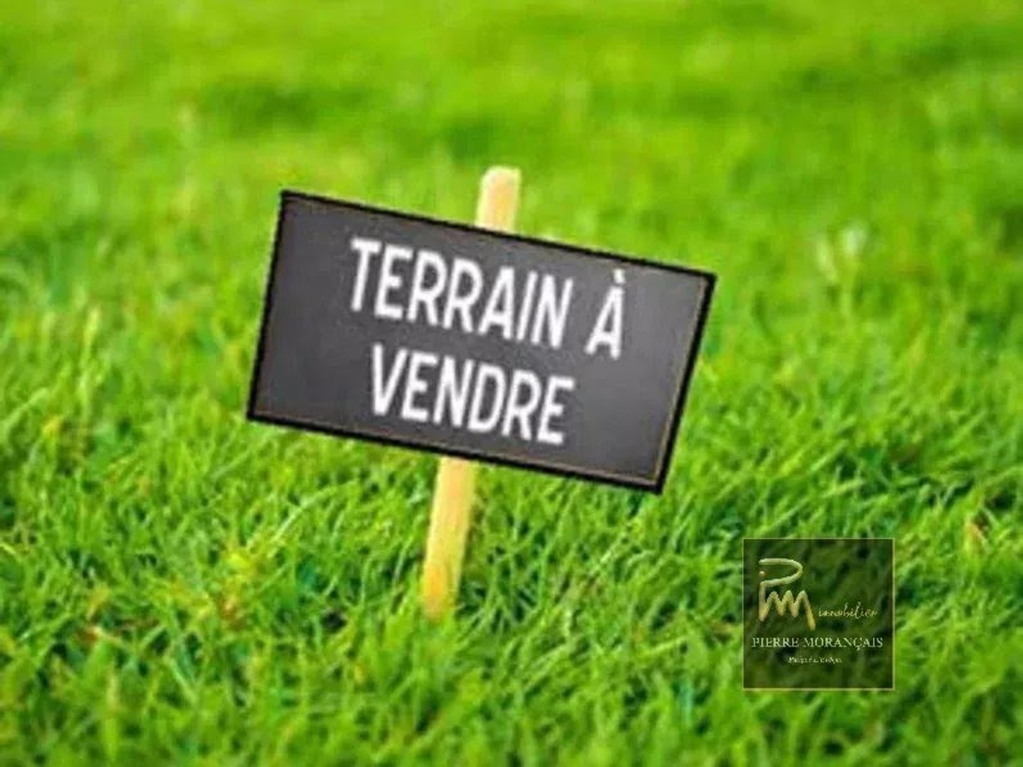 Terrain 857 m²