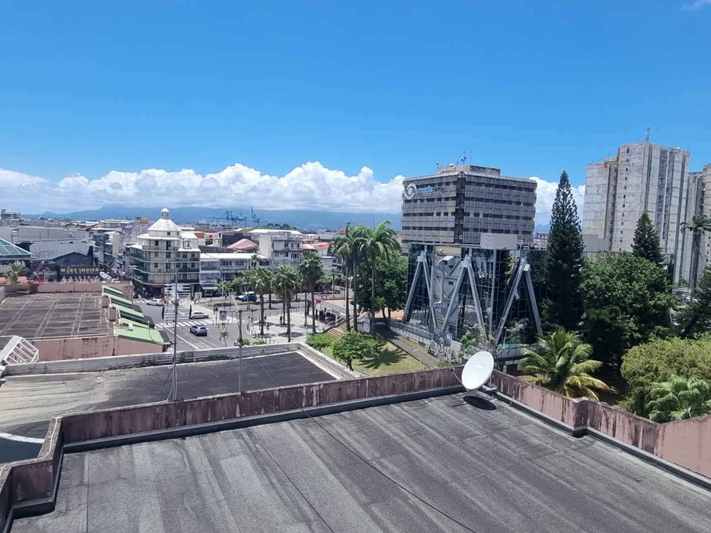 Appartement à vendre - 2 pièces - 63m2 - Pointe-À-Pitre (97110)