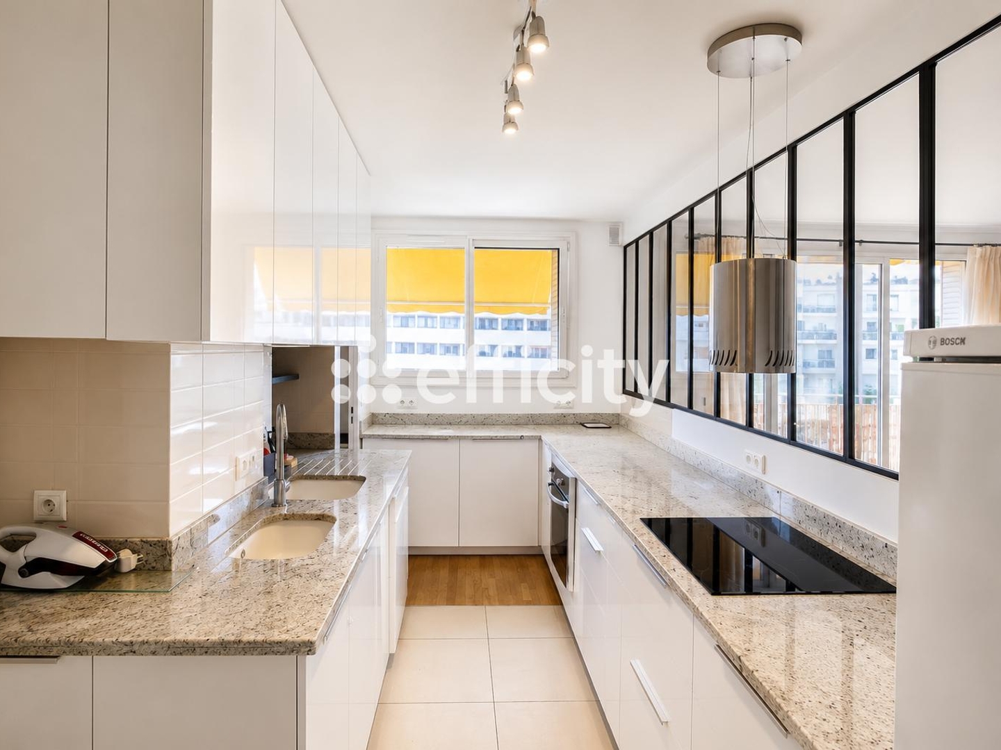 Appartement à vendre - 3 pièces - 102m2 - Paris 16e (75016)