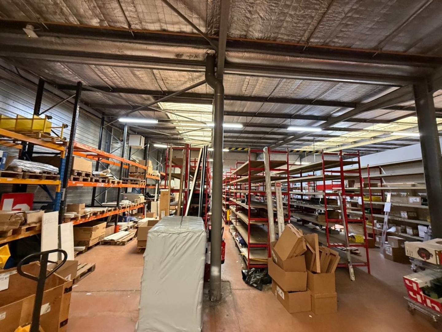Locaux à vendre - 1100m2 - Crissey (71530)