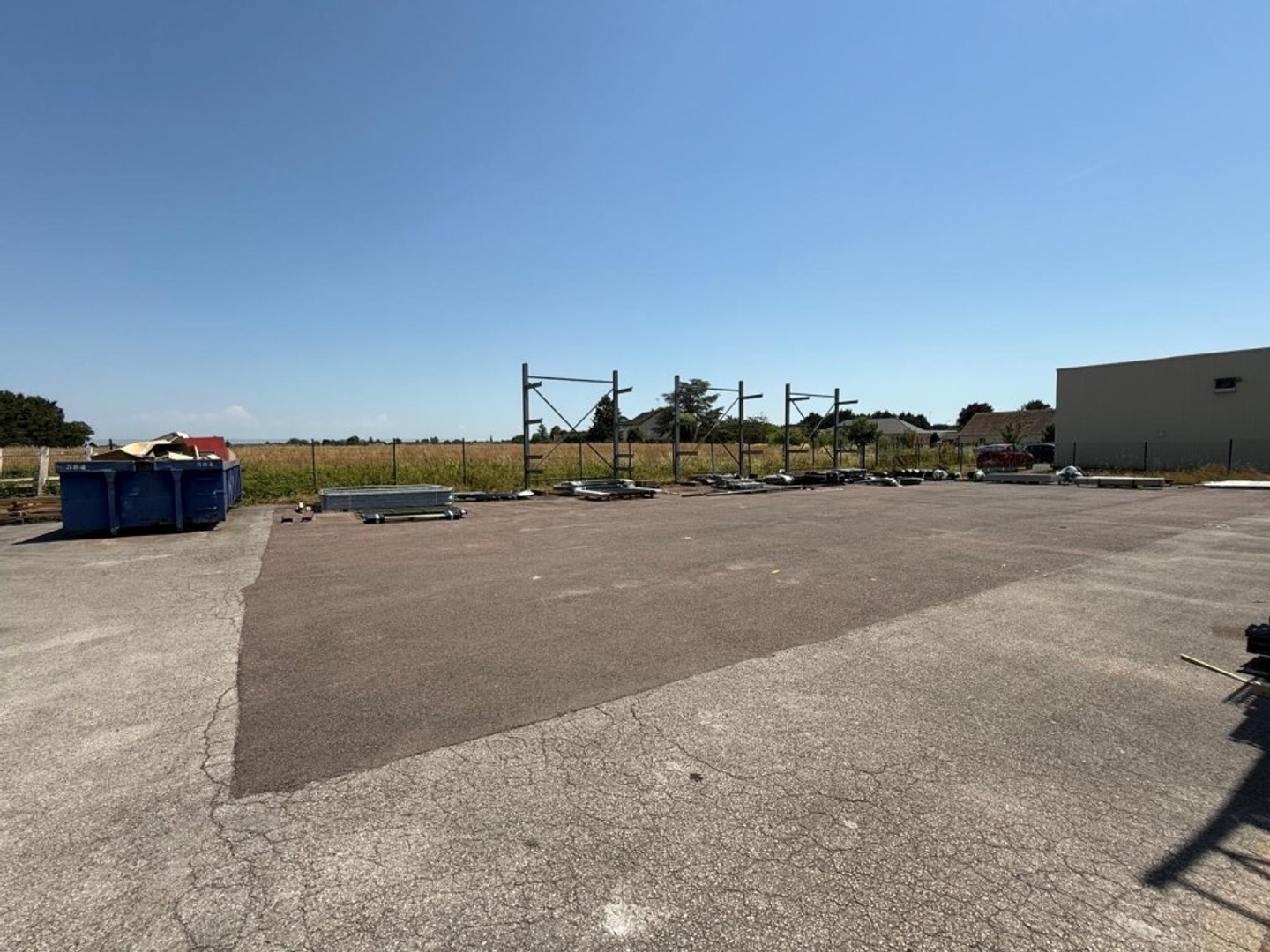 Locaux à vendre - 1100m2 - Crissey (71530)