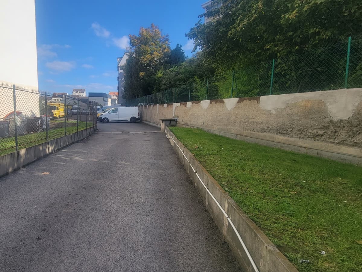 Parking / garage / box à vendre - 288m2 - Pantin (93500)