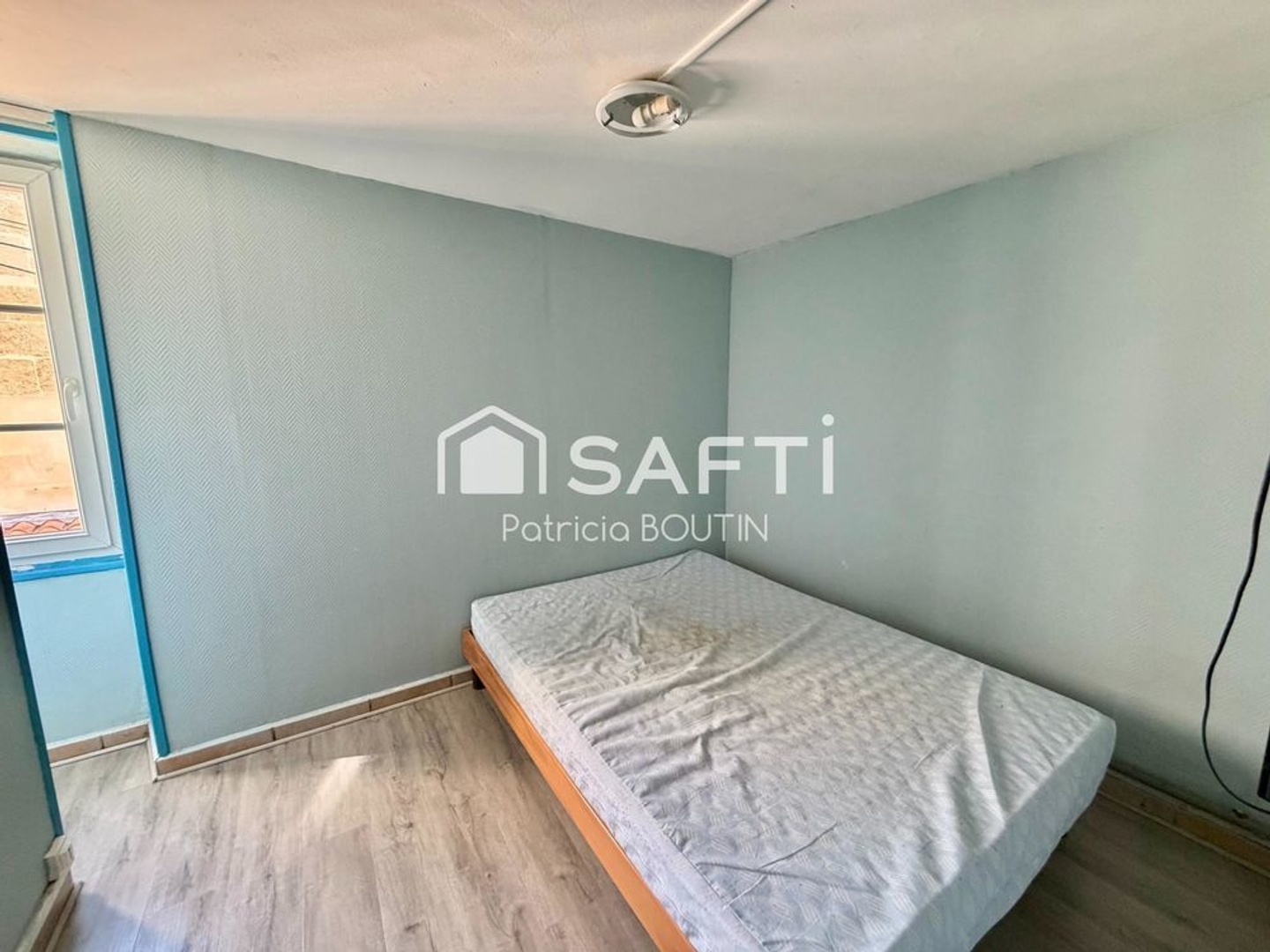 Immeuble à vendre - 55m2 - Niort (79000)