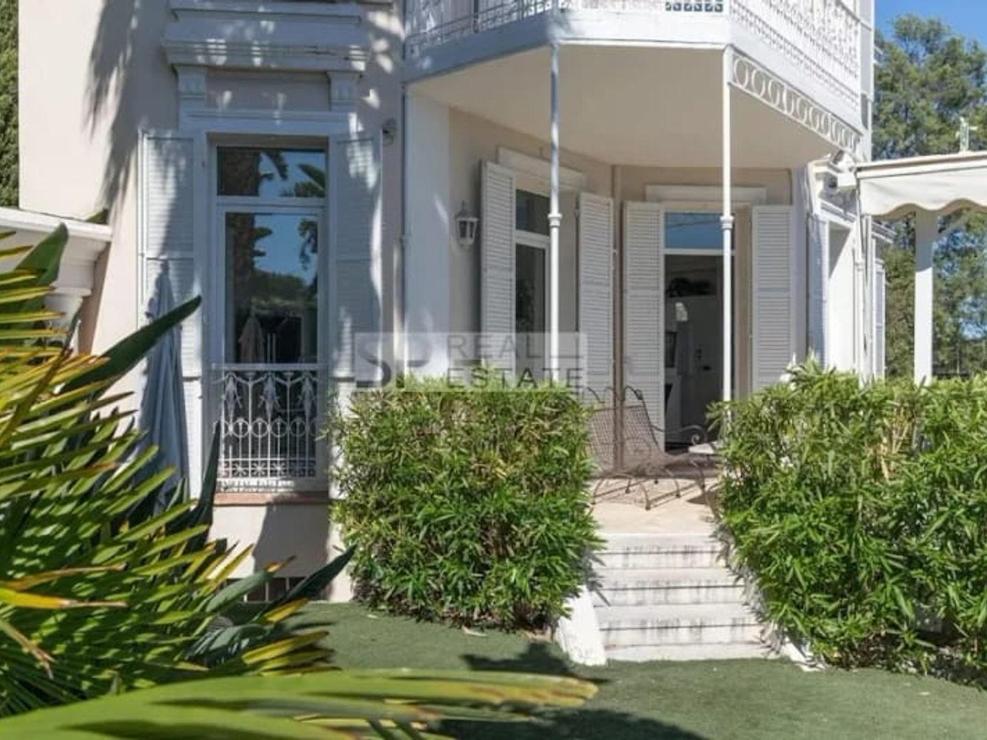 Maison à vendre - 5 pièces - 240m2 - Cannes (06400)