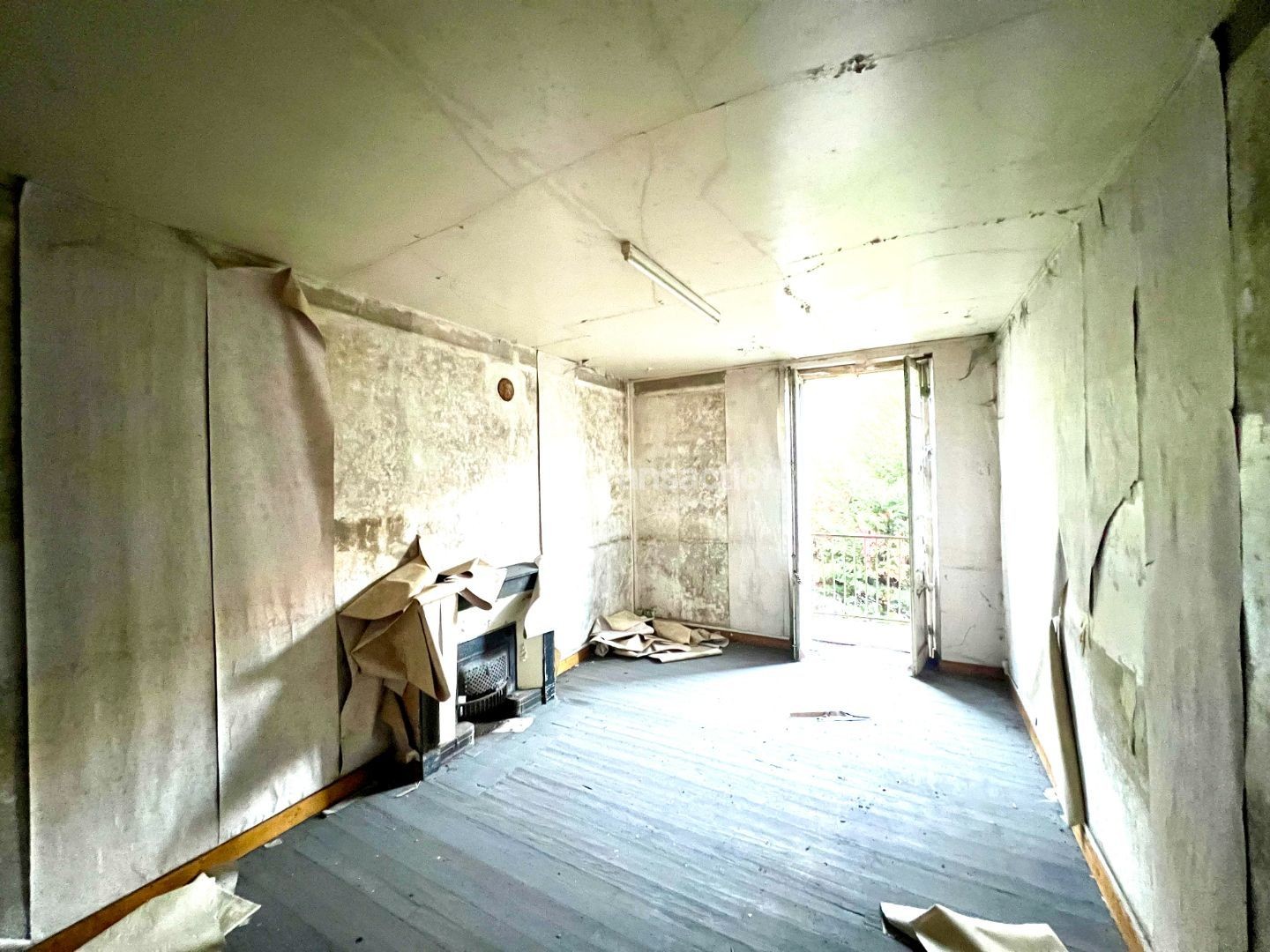 Immeuble à vendre - 360m2 - Tenay (01230)