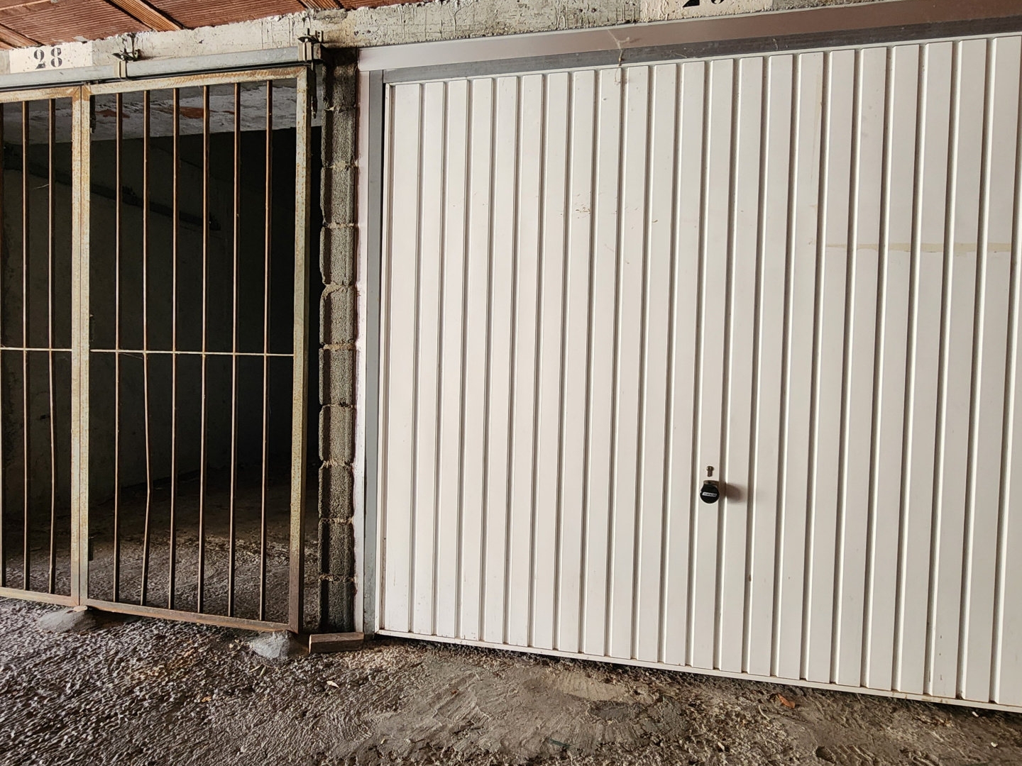 Parking / garage / box à vendre - 13m2 - Amélie-Les-Bains-... (66110)