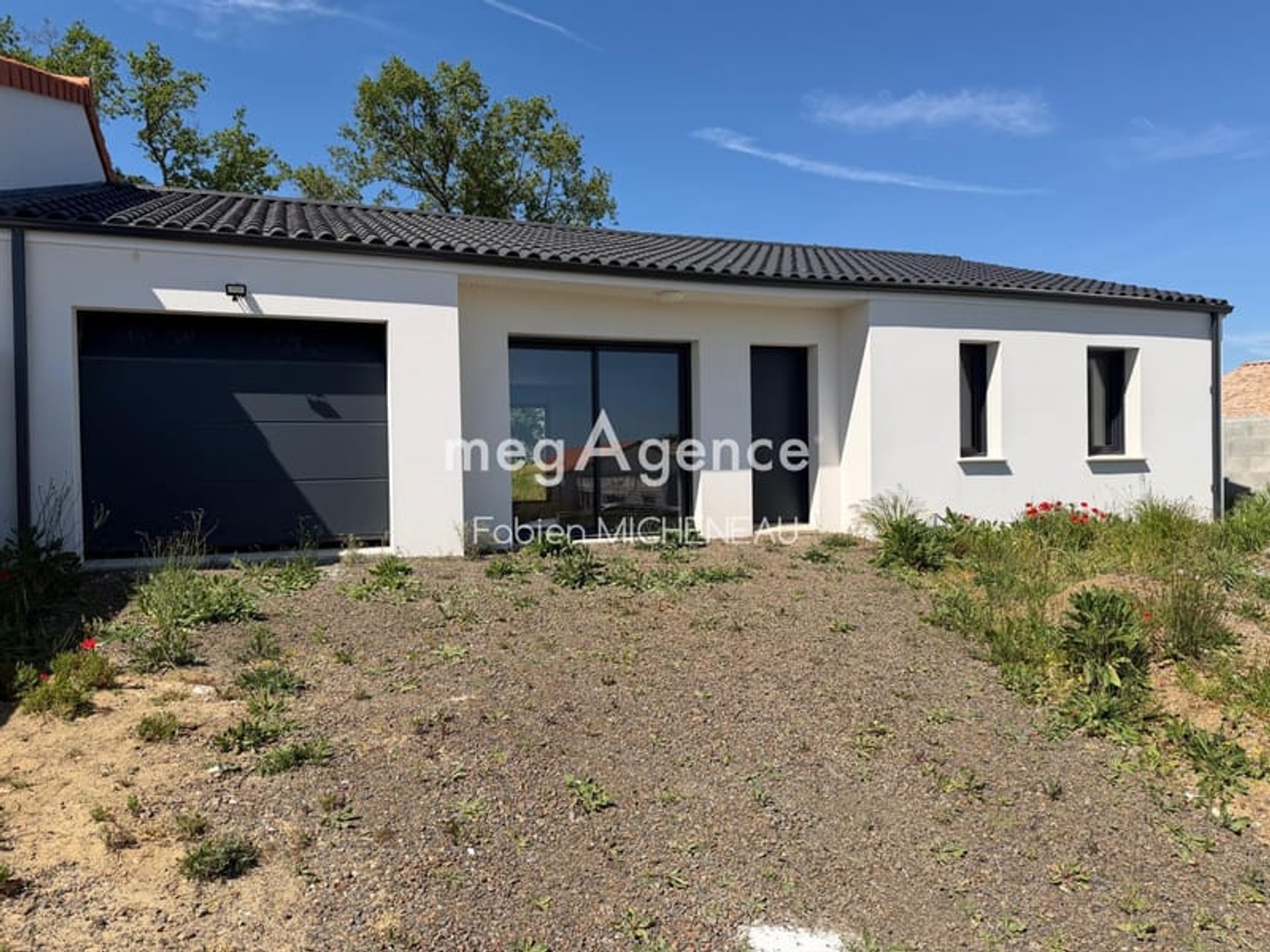 Maison à vendre - 4 pièces - 101m2 - Le May-Sur-Èvre (49122)