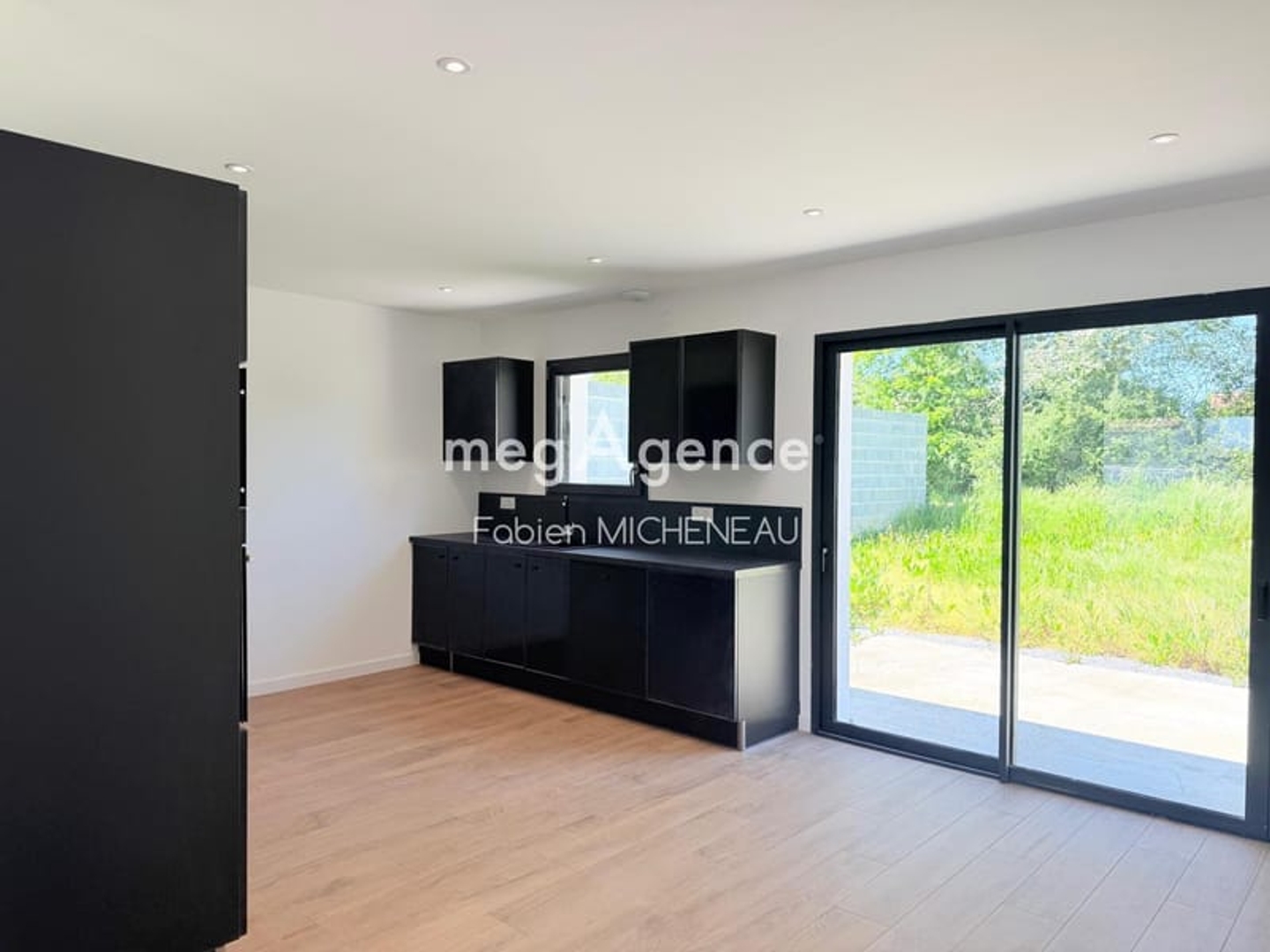 Maison à vendre - 4 pièces - 101m2 - Le May-Sur-Èvre (49122)