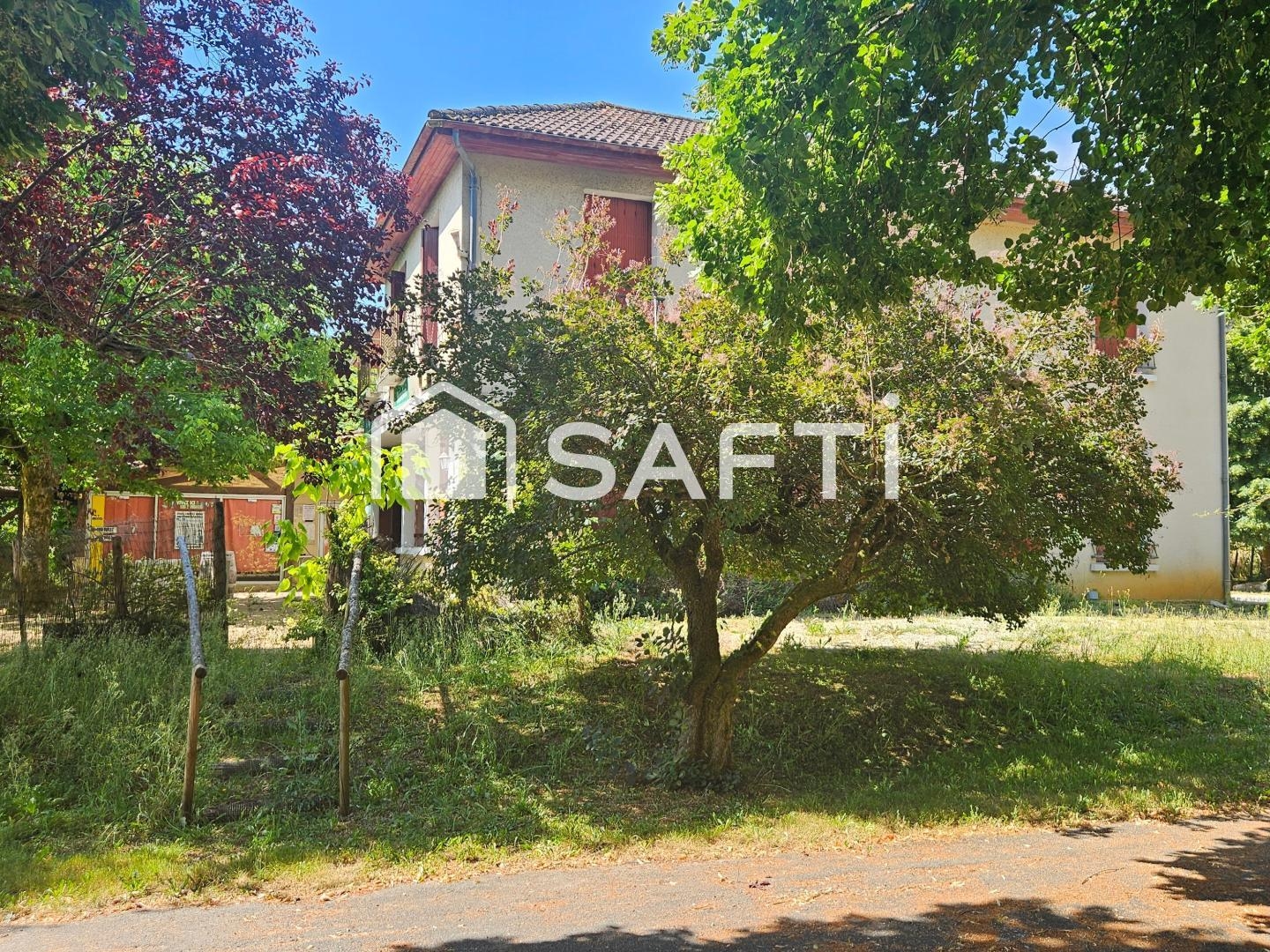 Immeuble à vendre - 420m2 - Saint-Georges-De-... (24140)