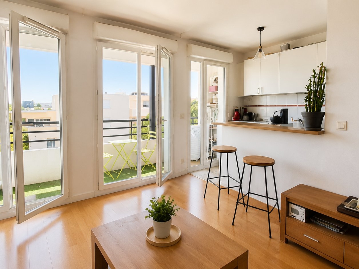 BORDEAUX T2 51,06 m2 avec balcon et parking Résidence Les
