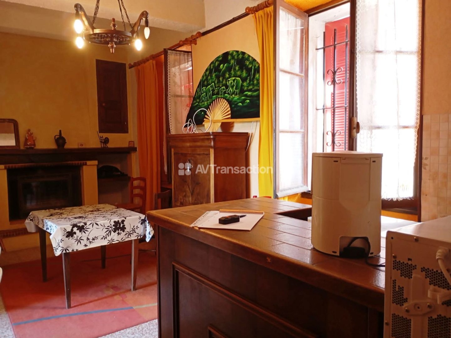 CALLAS : A LOUER Appartement de 2 pièces 33m2, balcon.