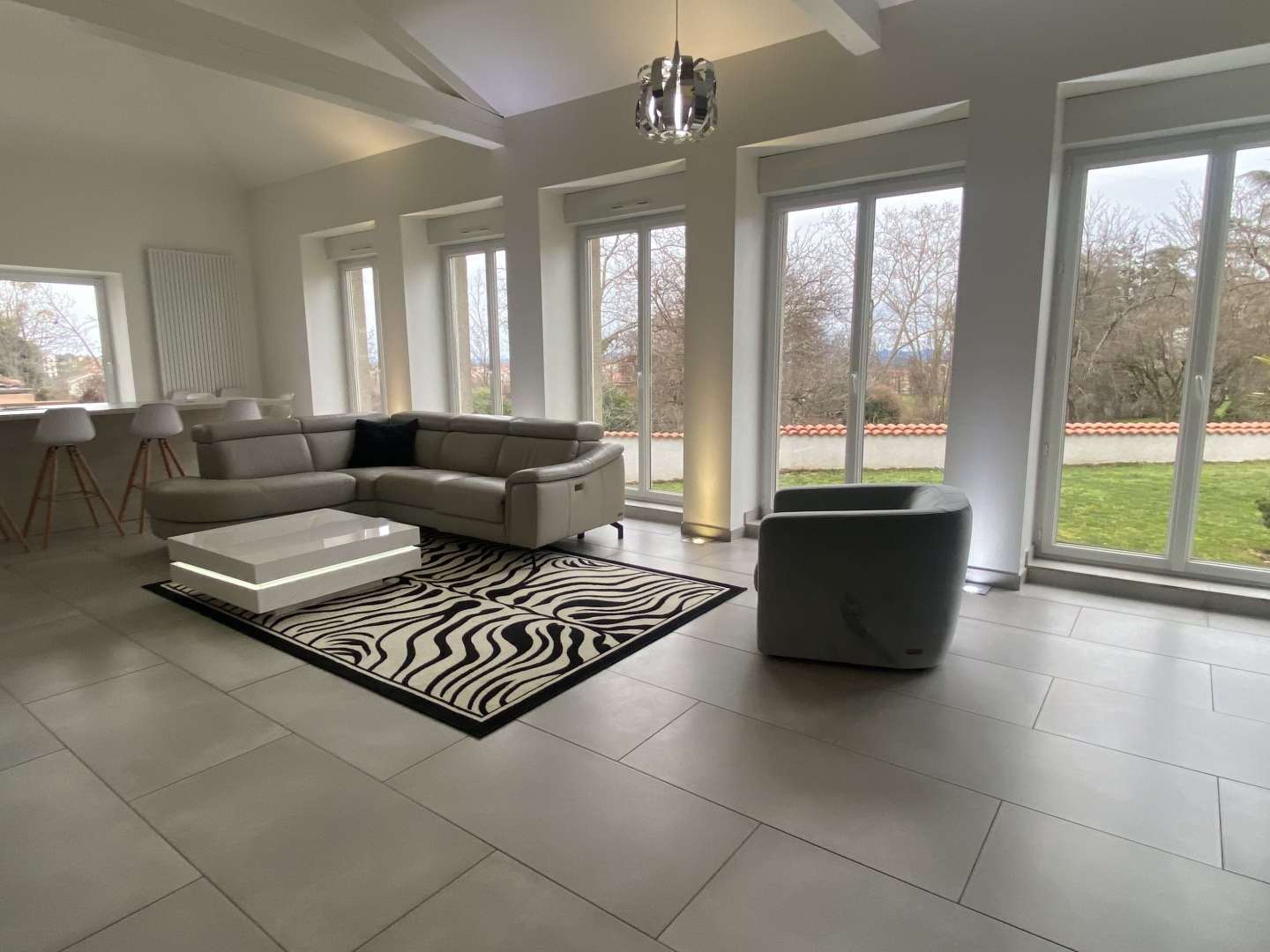 MAISON DE CARACTERE DE 216 M2 SUR 1400M2 DE TERRAIN CONSTRUCTIBLE