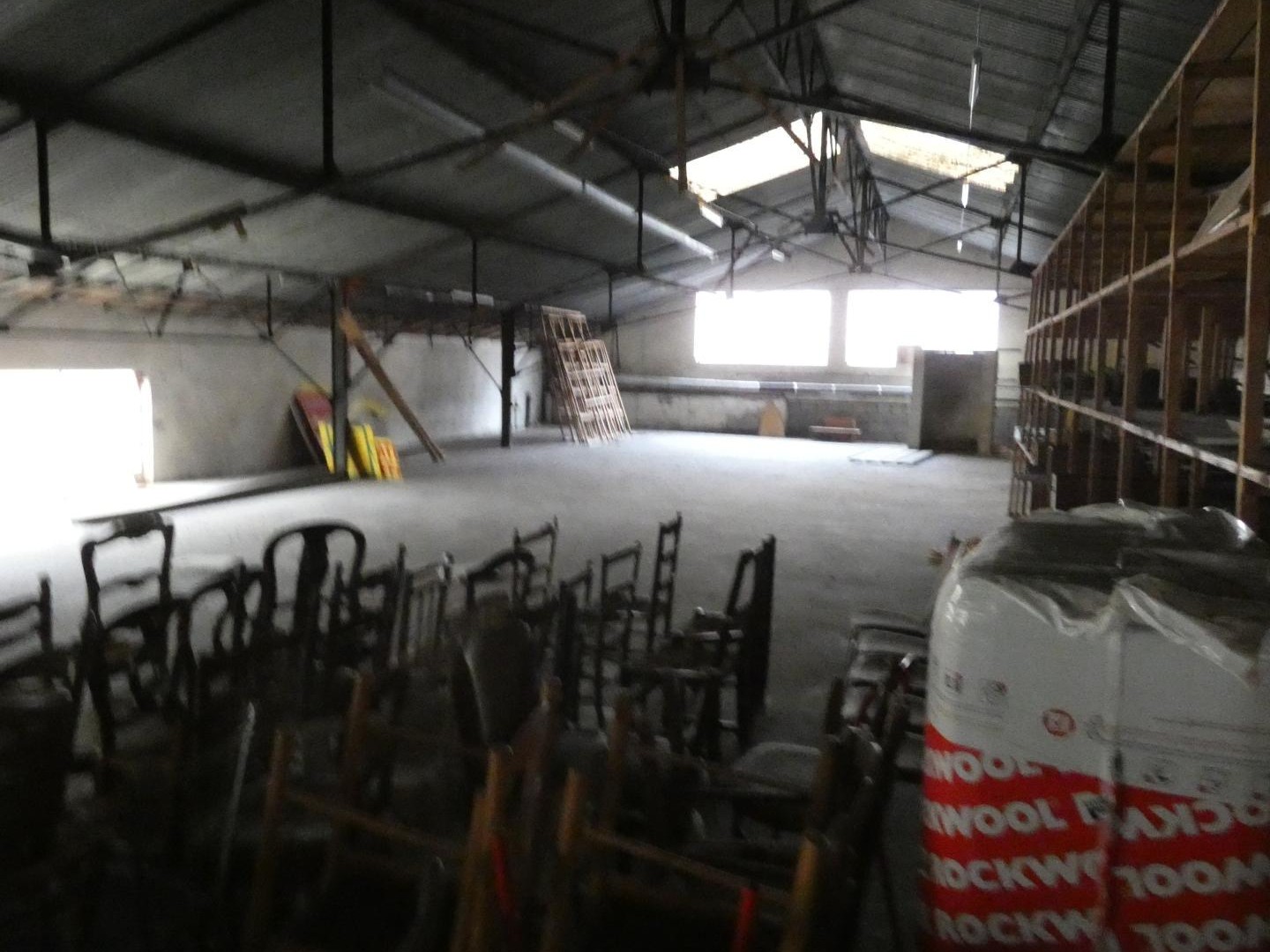 Locaux à vendre - 8 pièces - 2200m2 - Saint-Loup-Sur-Se... (70800)