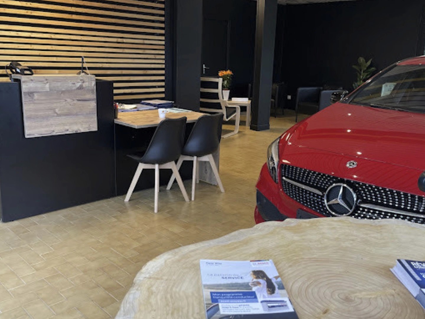 Commerce 3 pièces 422 m²